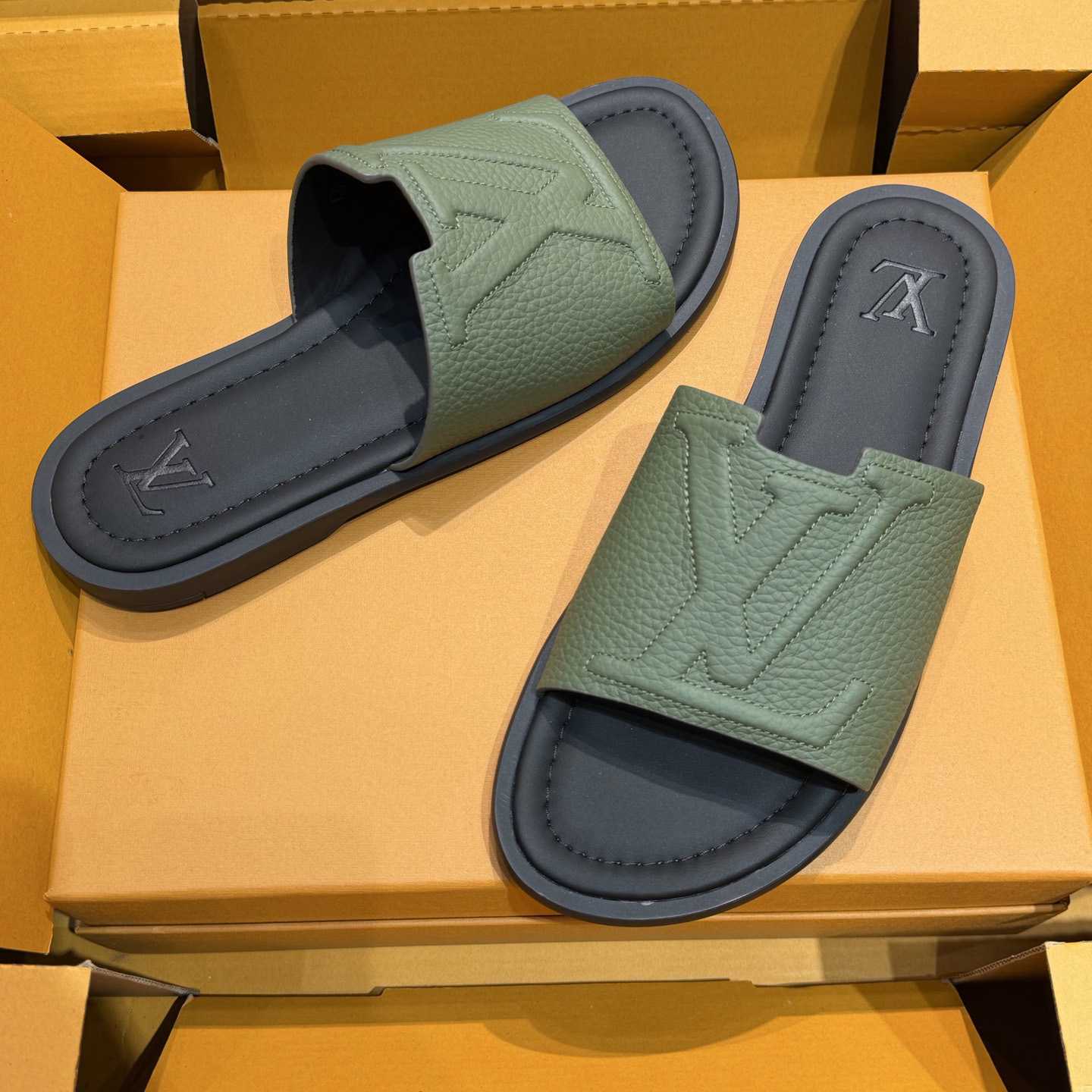 Louis Vuitton LV Portofino Mule  - DesignerGu