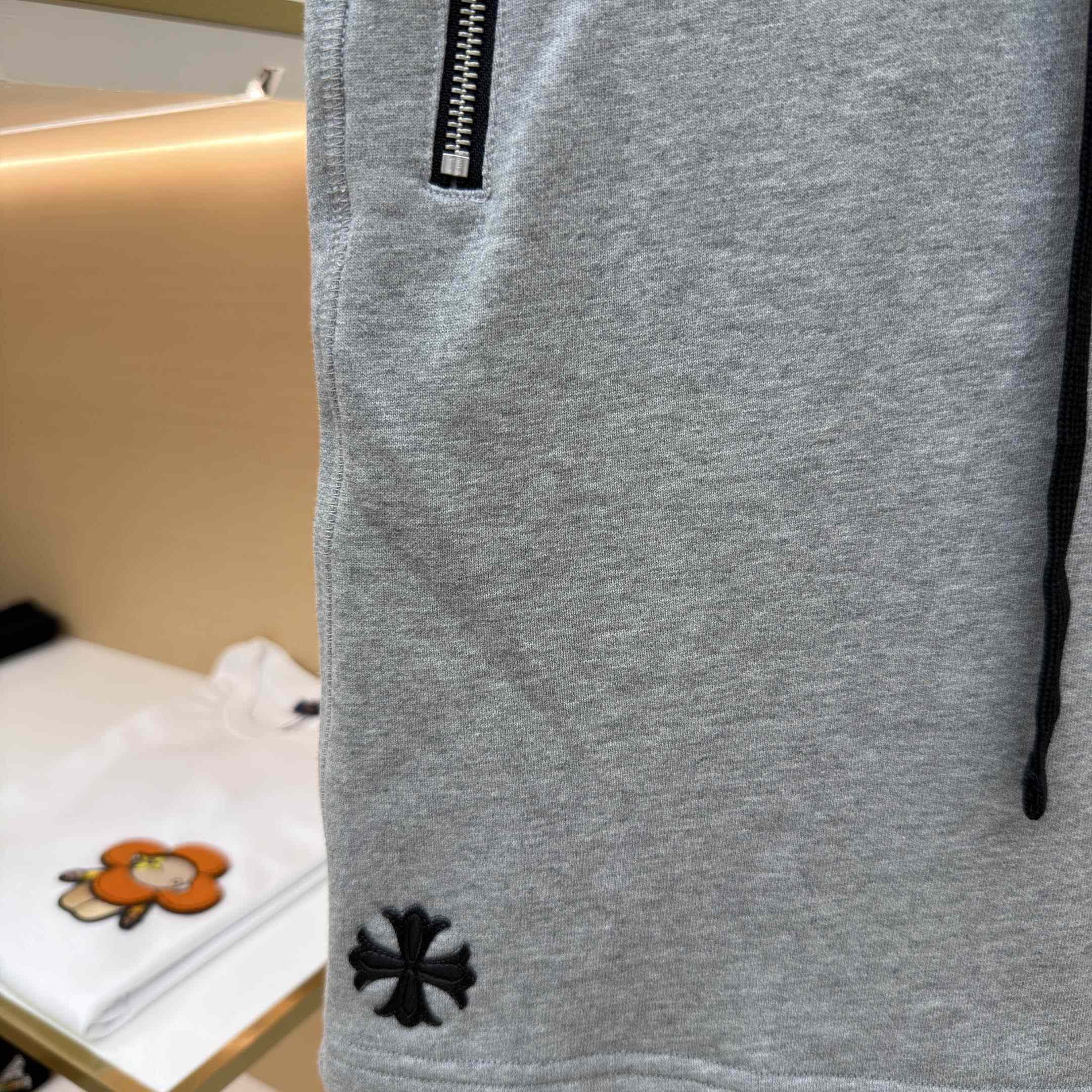 Chrome Hearts Dagger Sweat Shorts - DesignerGu