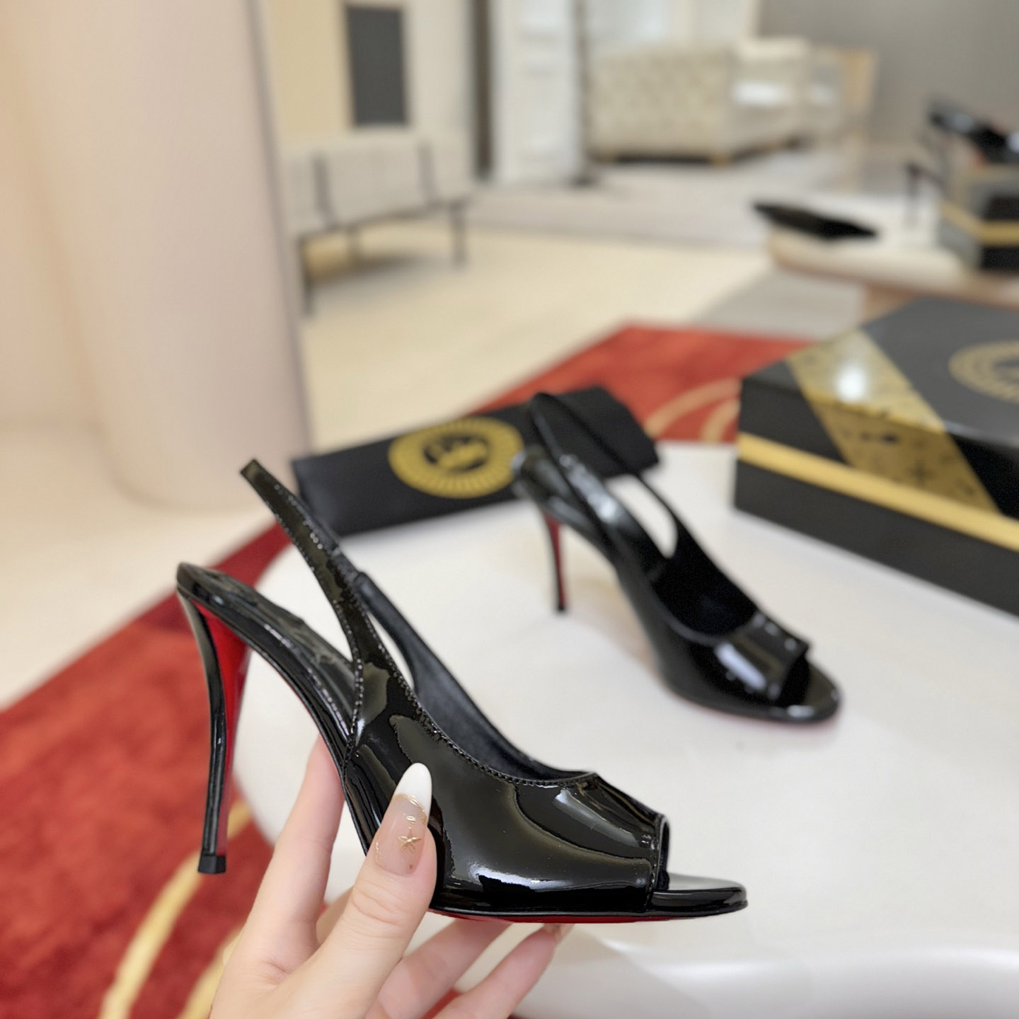 Christian Louboutin Sofia Z - DesignerGu