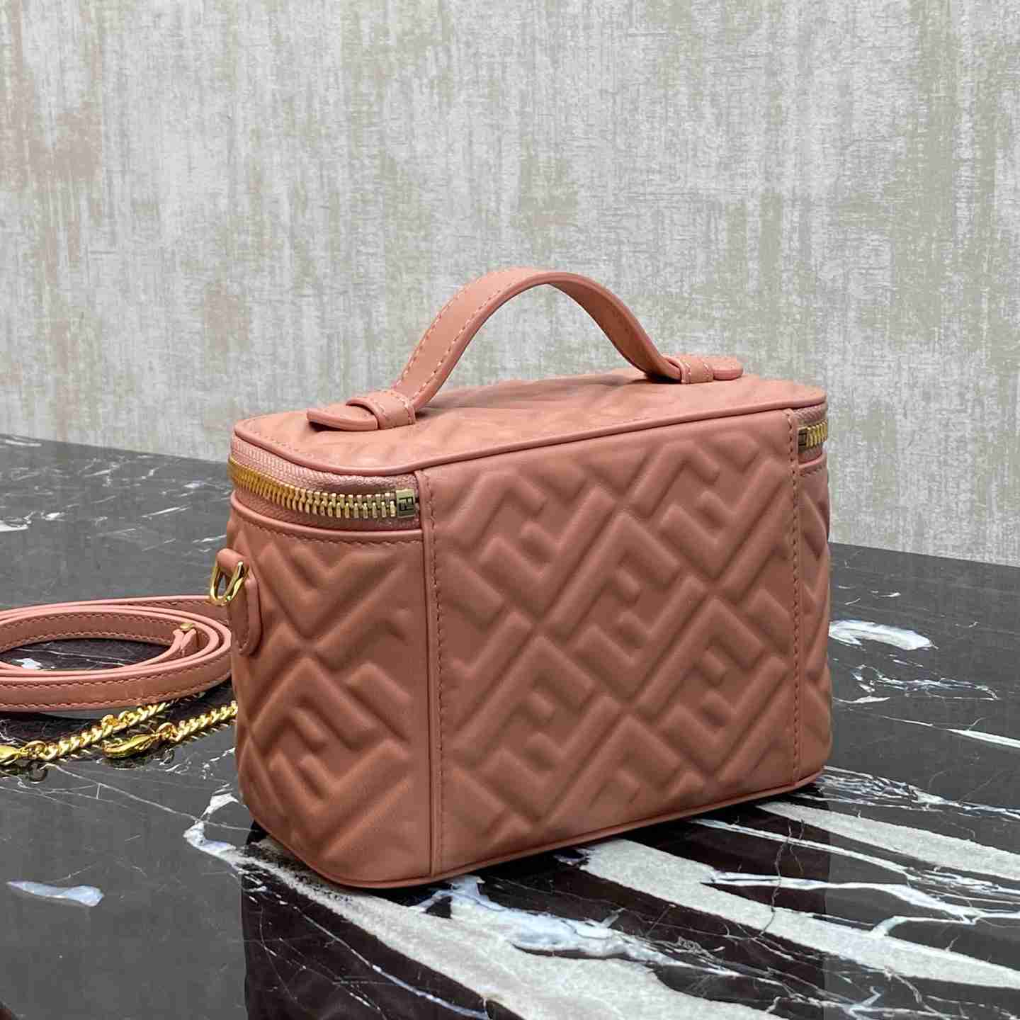 Fendi  Vanity - DesignerGu