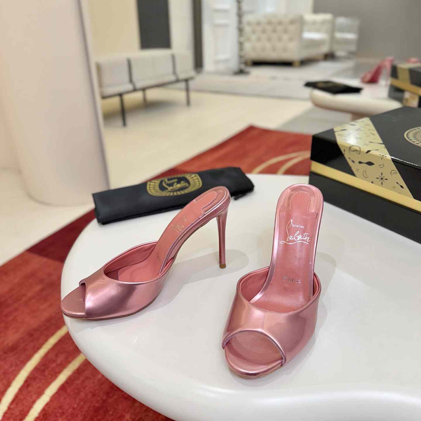 Christian Louboutin Me Dolly 100 mm Mules - DesignerGu
