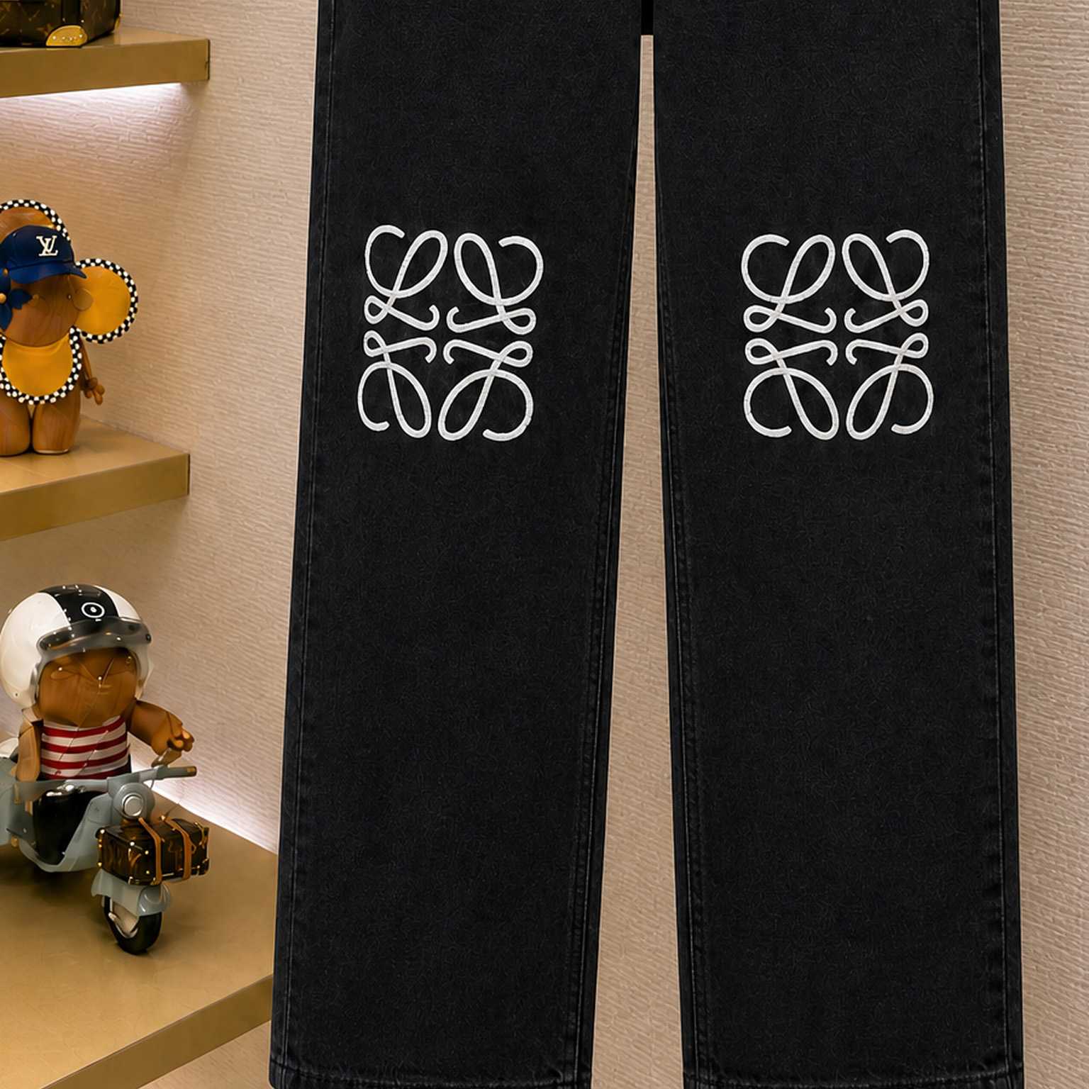 Loewe Anagram Denim Mid-Rise Baggy Jeans - DesignerGu