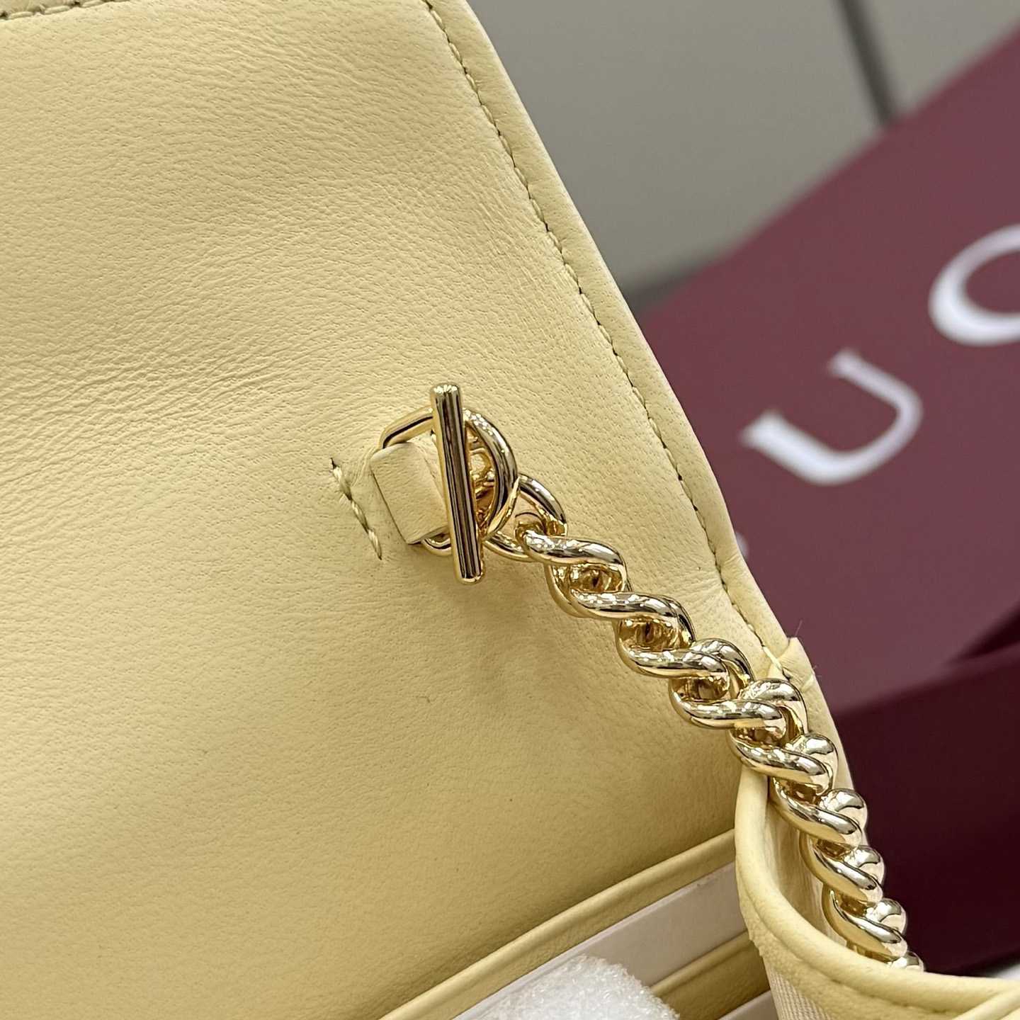 Gucci GG Marmont Mini Shoulder Bag 837745 - DesignerGu