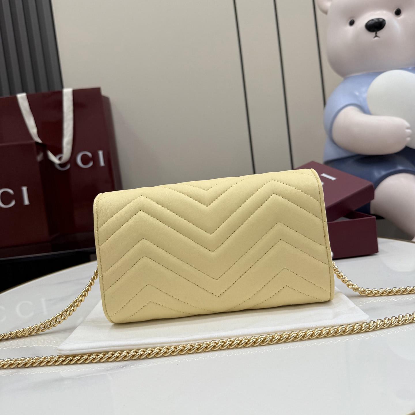 Gucci GG Marmont Mini Shoulder Bag 837745 - DesignerGu