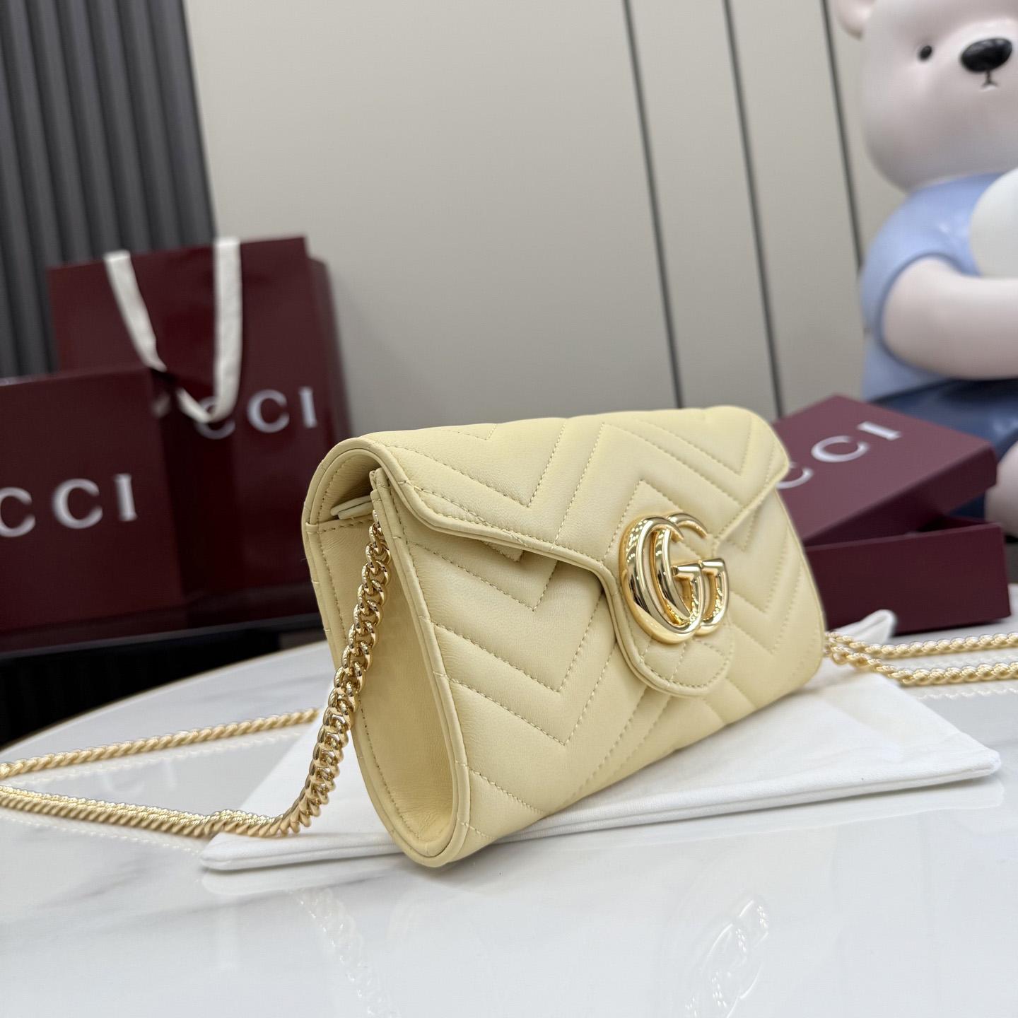 Gucci GG Marmont Mini Shoulder Bag 837745 - DesignerGu