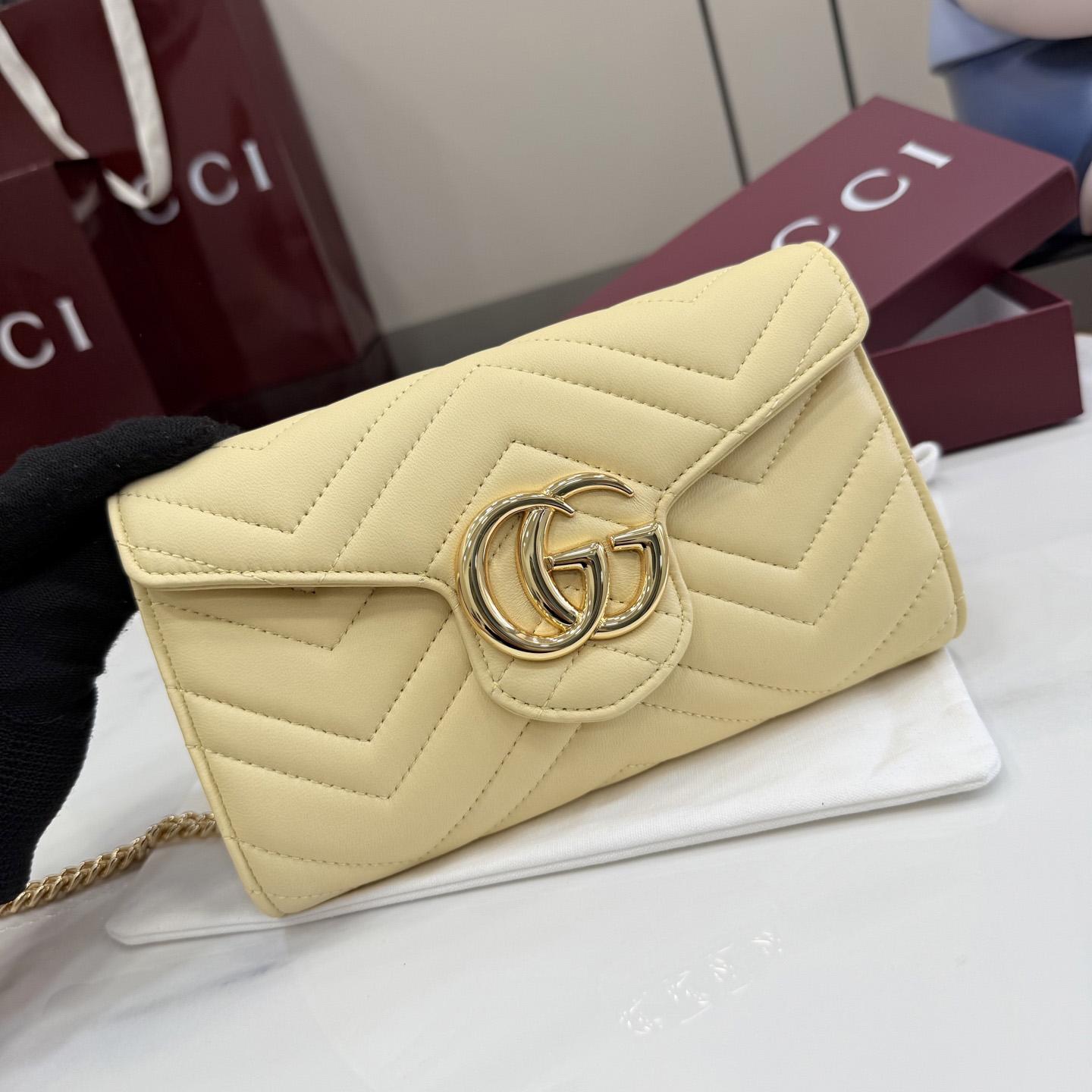 Gucci GG Marmont Mini Shoulder Bag 837745 - DesignerGu