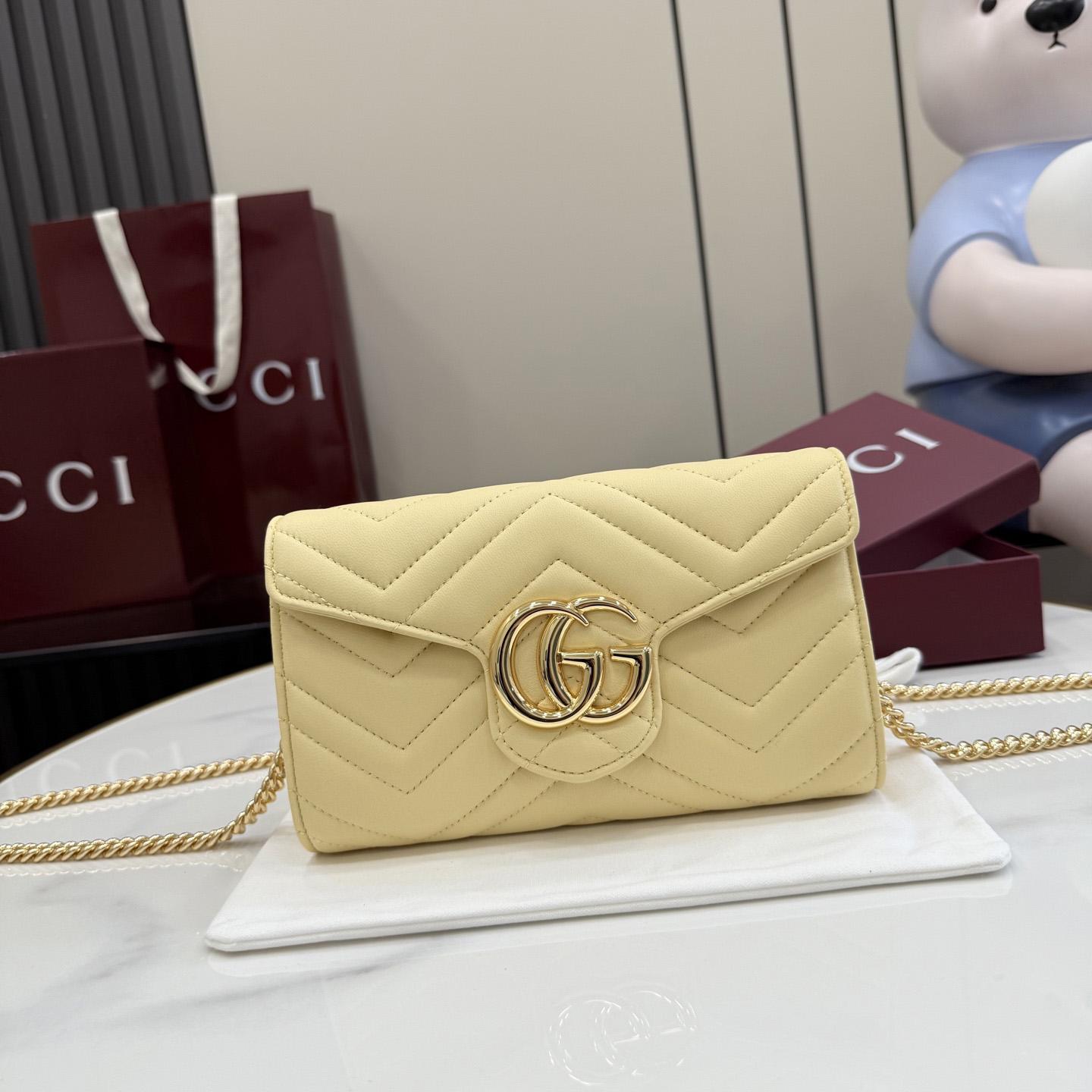 Gucci GG Marmont Mini Shoulder Bag 837745 - DesignerGu