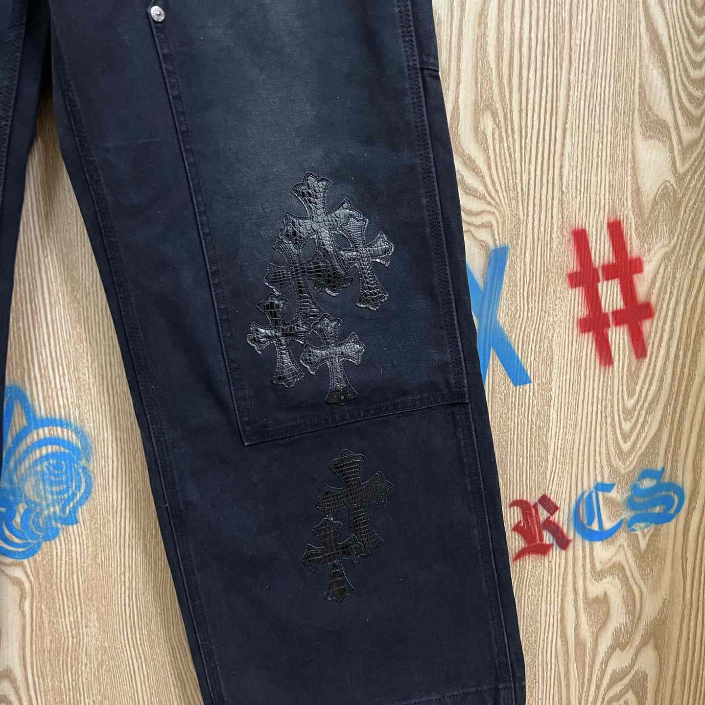 Chrome Hearts  Jeans  - DesignerGu