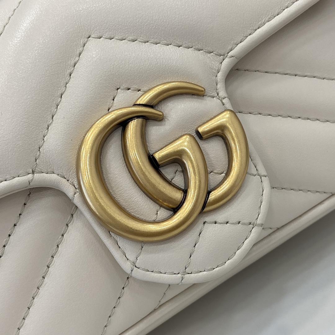 Gucci GG Marmont Super Mini Bag - DesignerGu