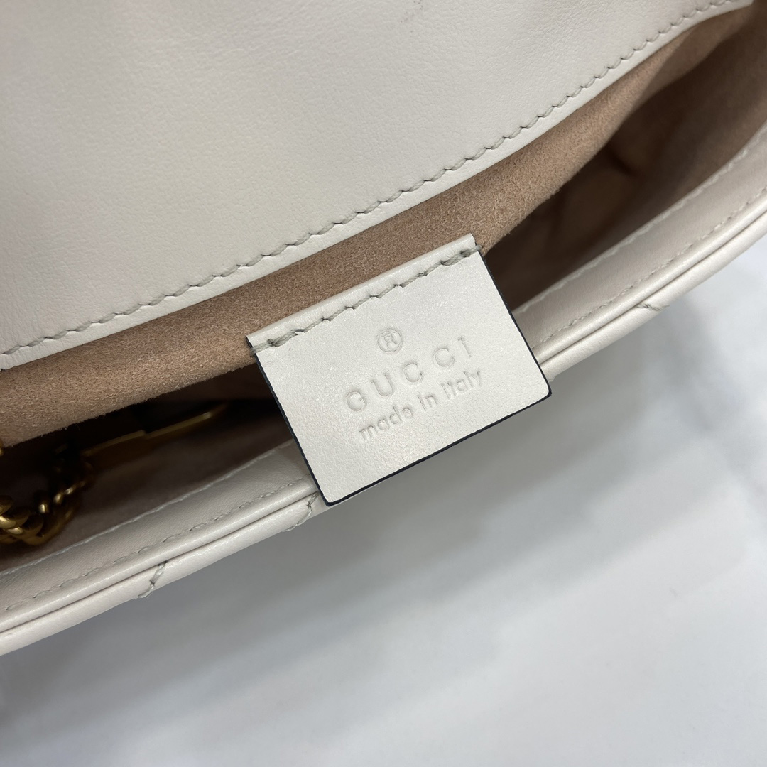 Gucci GG Marmont Super Mini Bag - DesignerGu