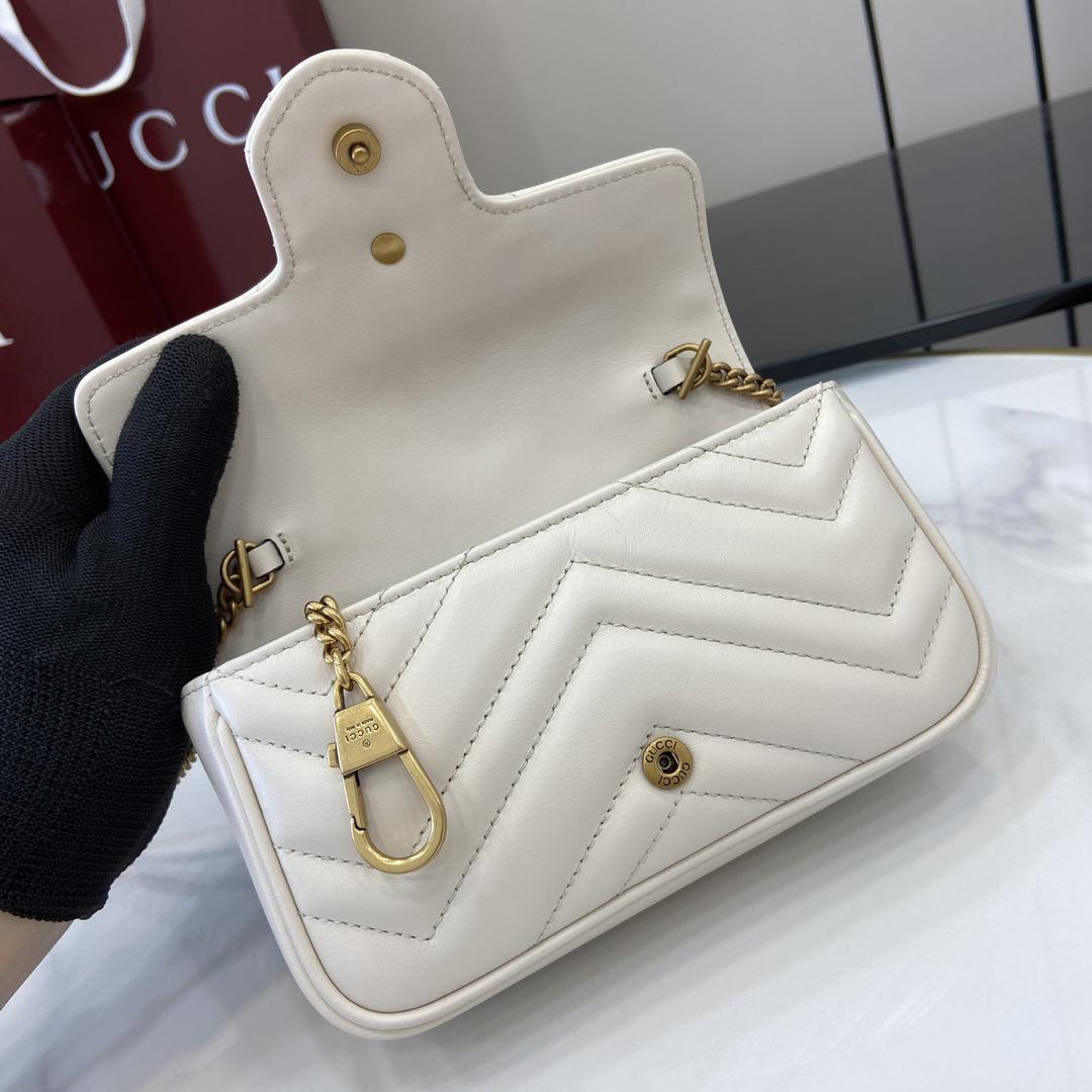 Gucci GG Marmont Super Mini Bag - DesignerGu