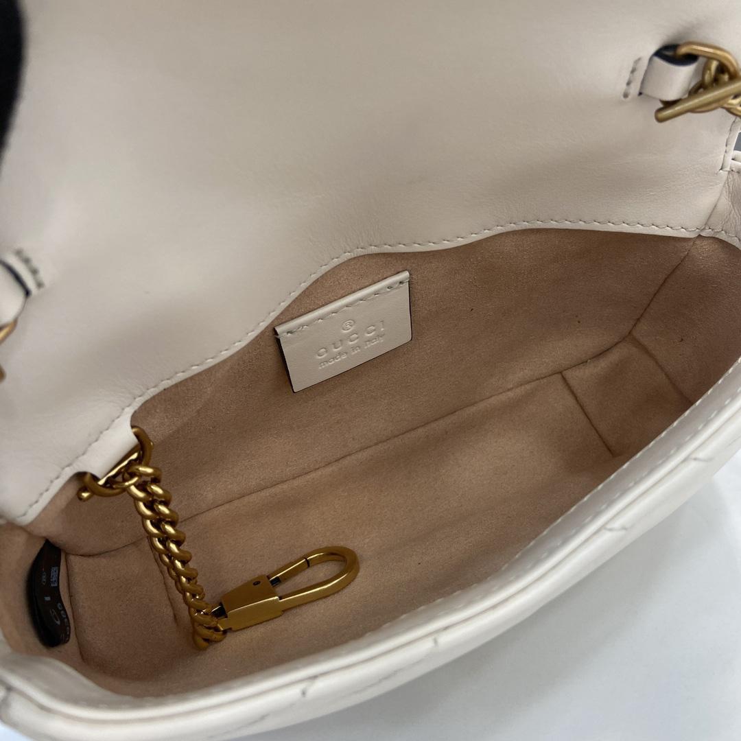Gucci GG Marmont Super Mini Bag - DesignerGu