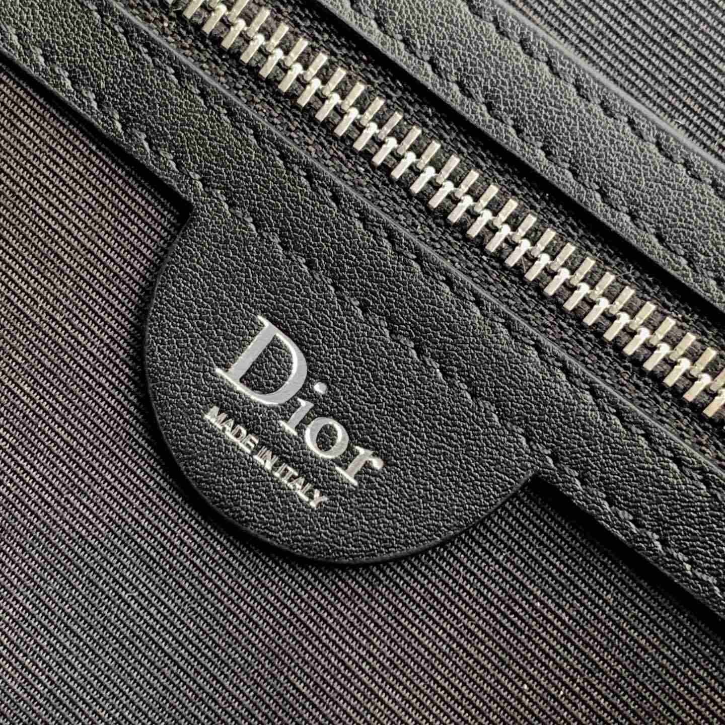 Dior Mini Dior Jett Messenger Bag With Flap - DesignerGu