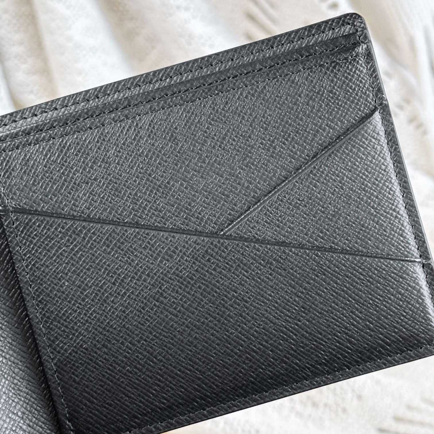 Louis Vuitton Multiple Wallet M61695 - DesignerGu