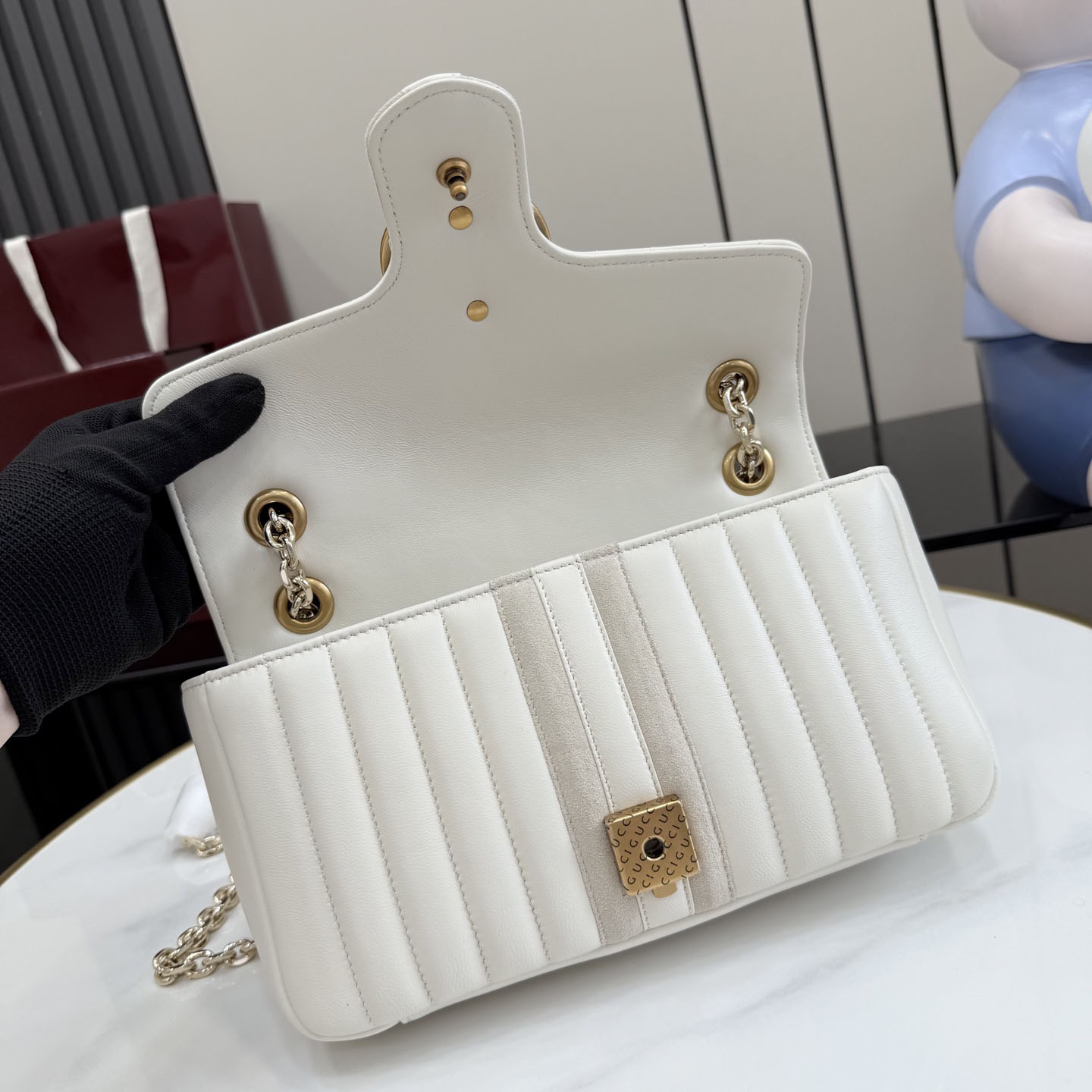 Gucci Jetset GG Marmont Medium Shoulder Bag A005XW - DesignerGu