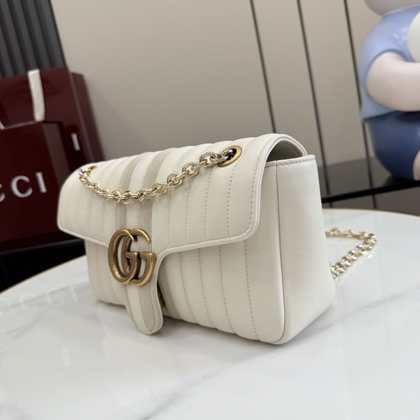 Gucci Jetset GG Marmont Medium Shoulder Bag A005XW - DesignerGu