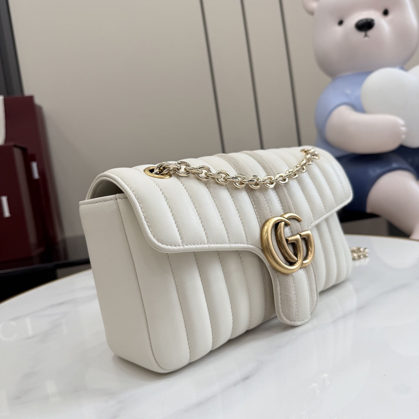 Gucci Jetset GG Marmont Medium Shoulder Bag A005XW - DesignerGu