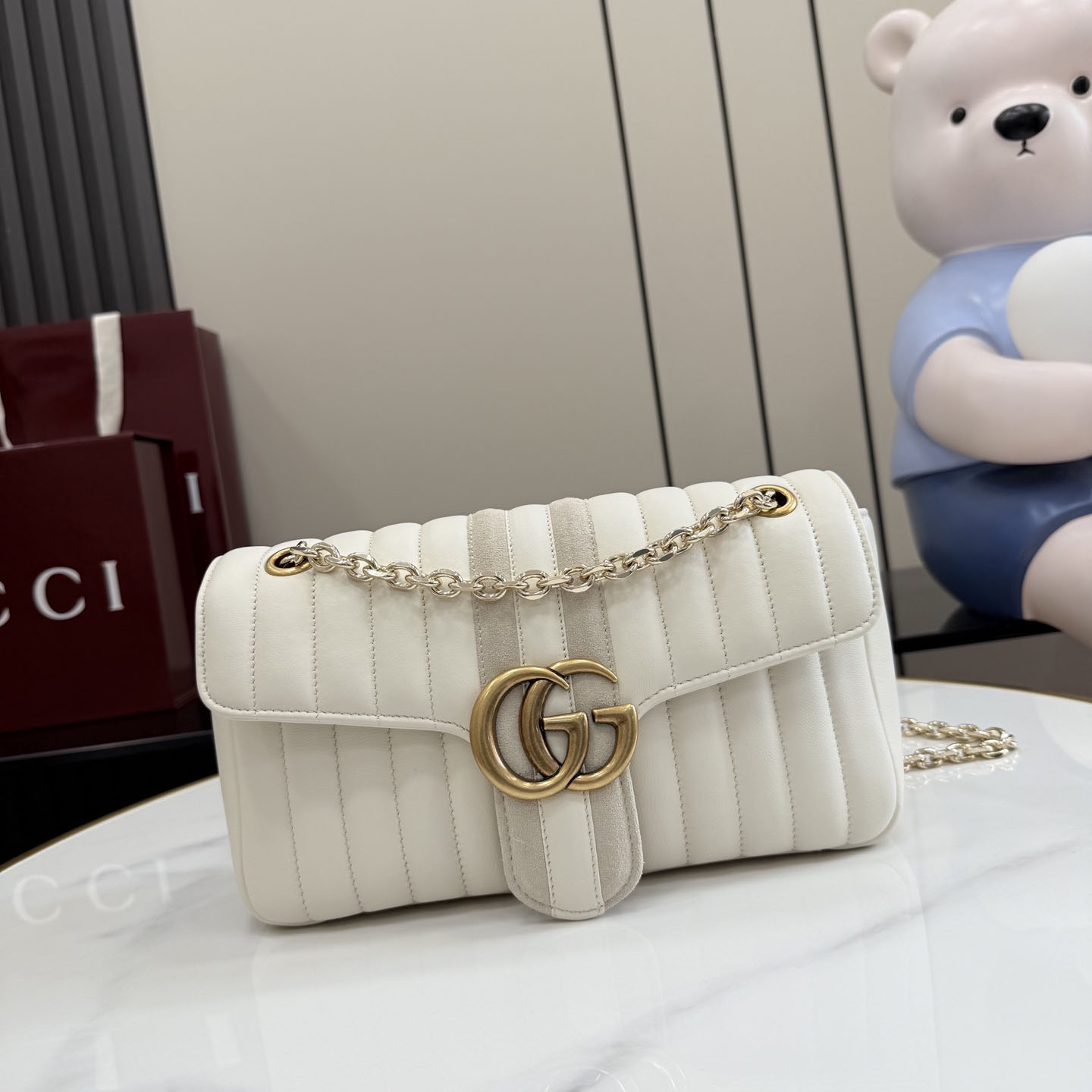 Gucci Jetset GG Marmont Medium Shoulder Bag A005XW - DesignerGu