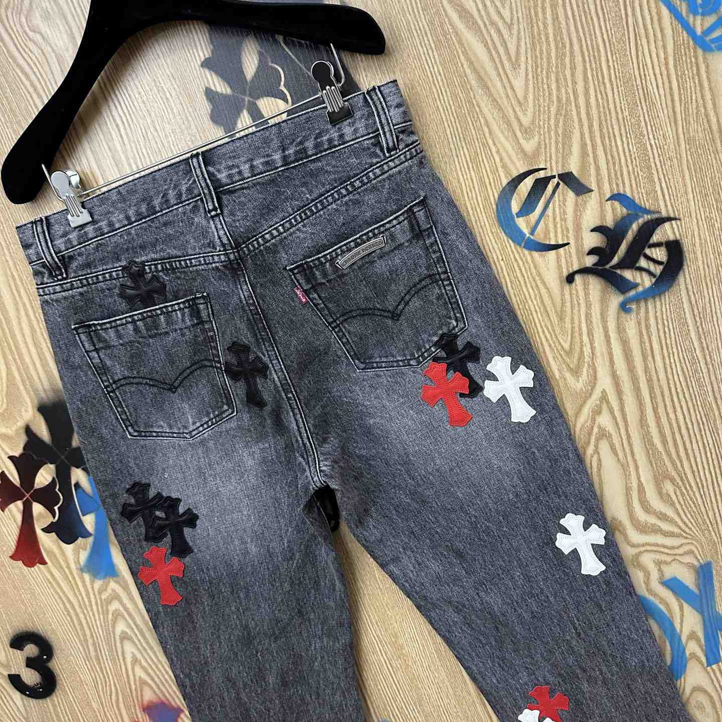 Chrome Hearts  Jeans  - DesignerGu