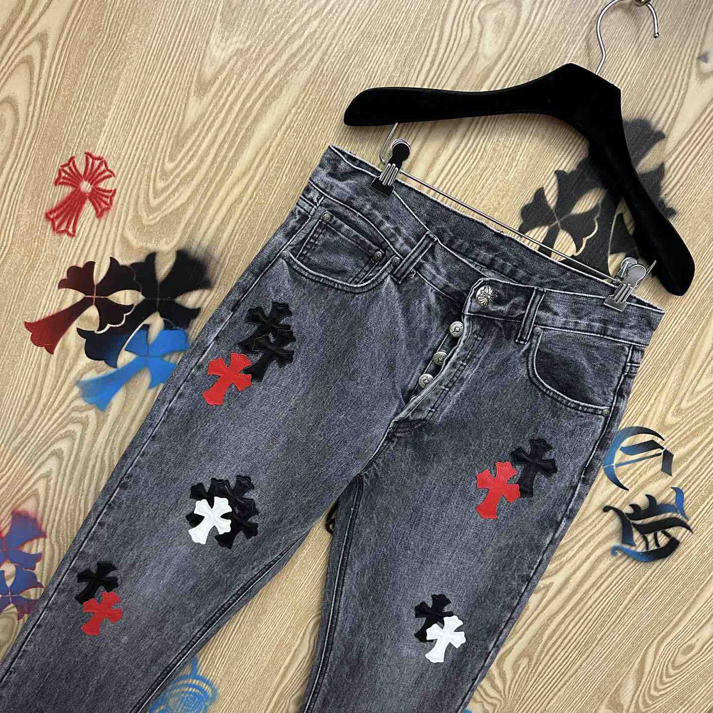 Chrome Hearts  Jeans  - DesignerGu