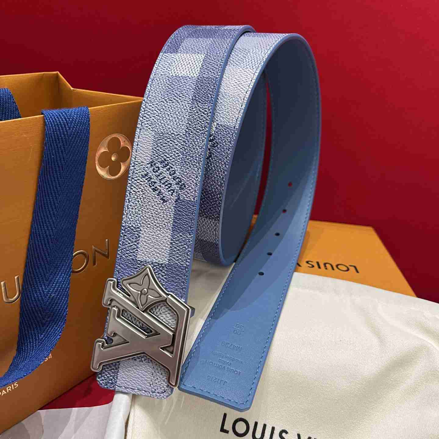 Louis Vuitton 40mm Reversible Belt - DesignerGu