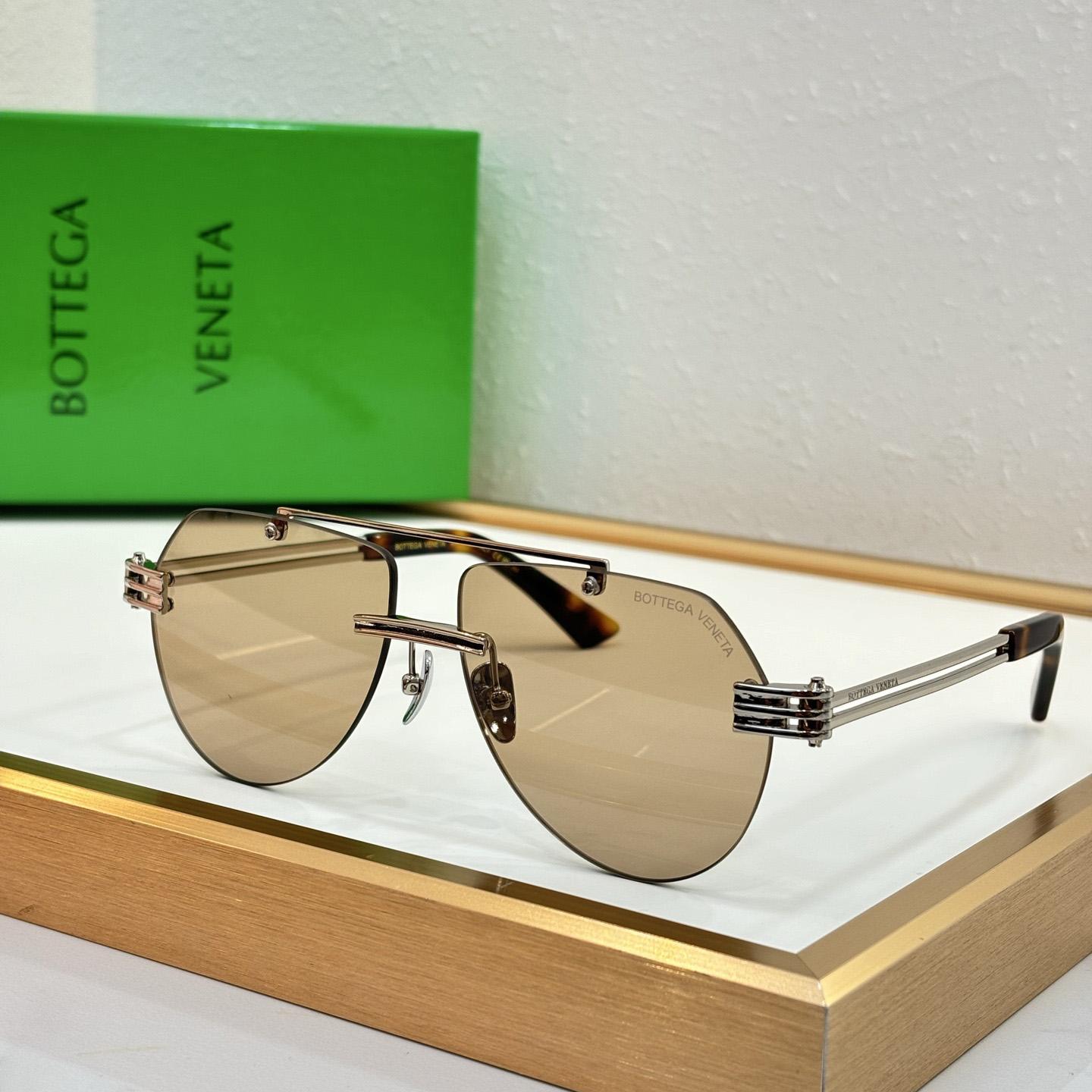 Bottega Veneta Sunglasses BV1342S - DesignerGu