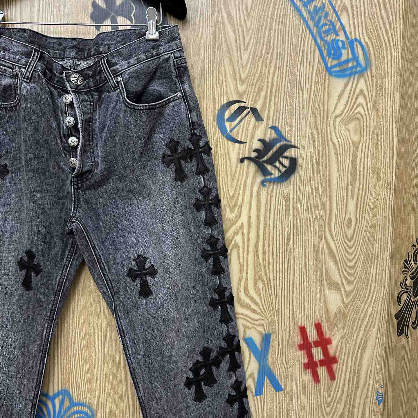 Chrome Hearts  Jeans  - DesignerGu