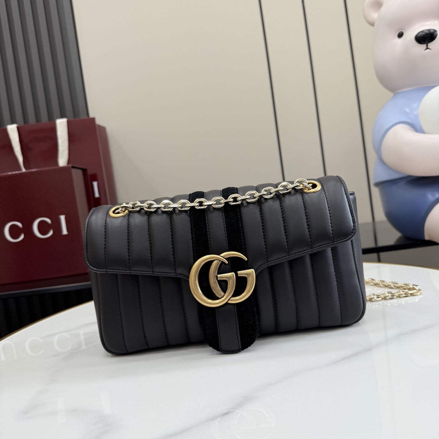 Gucci Jetset GG Marmont Medium Shoulder Bag A005XW - DesignerGu