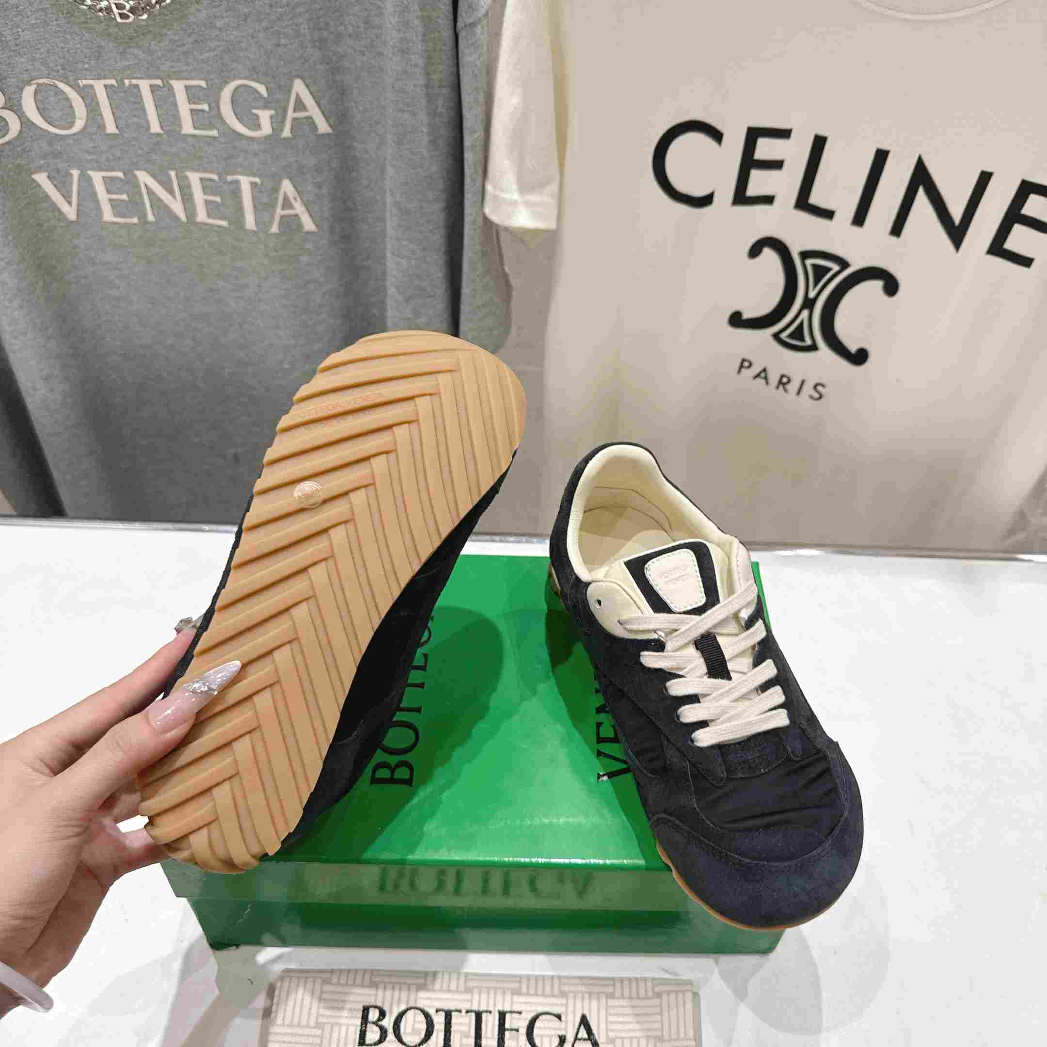 Bottega Veneta Orbit Flash Sneaker - DesignerGu