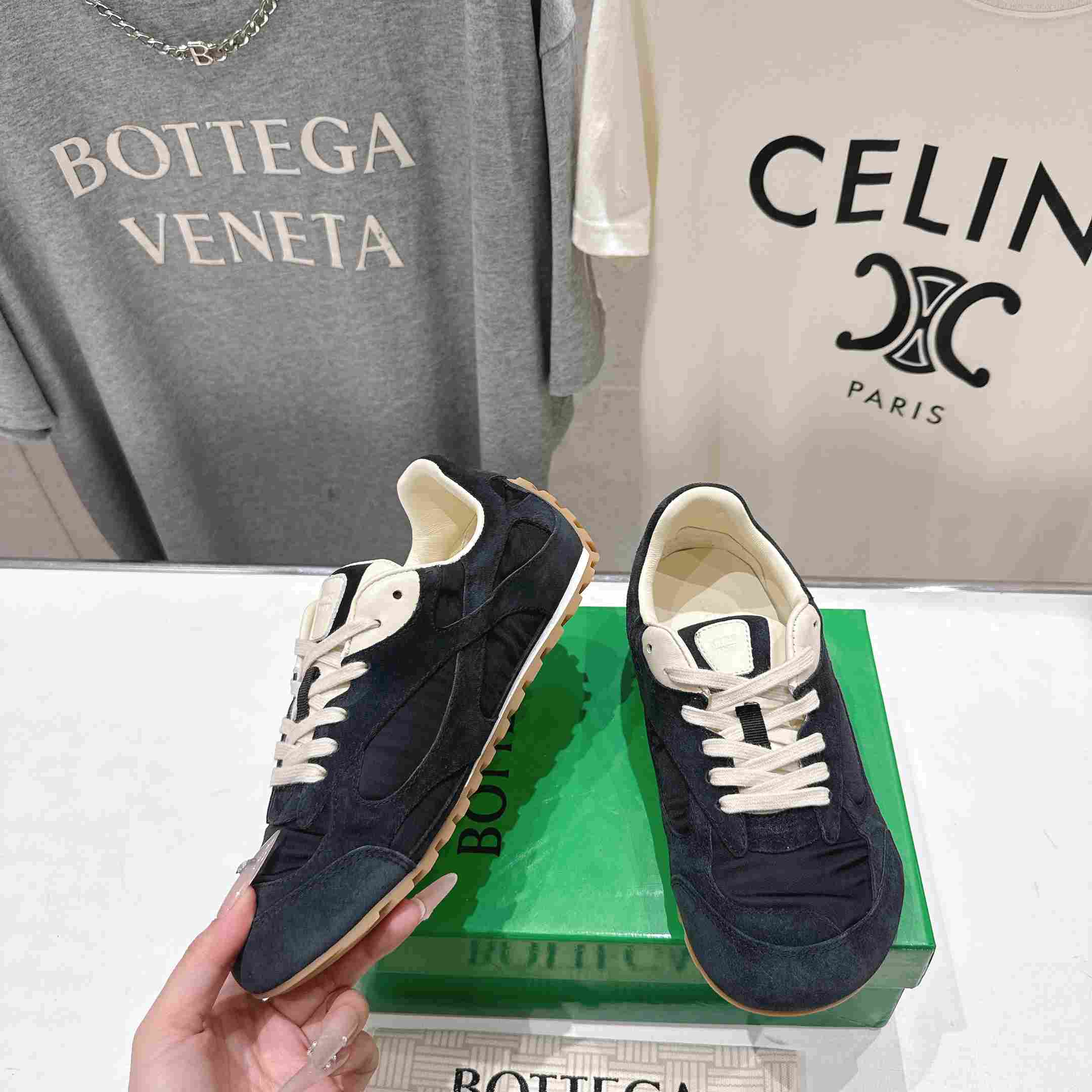 Bottega Veneta Orbit Flash Sneaker - DesignerGu
