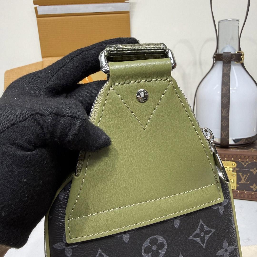 Louis VuittonAvenue Slingbag PM M28735 - DesignerGu