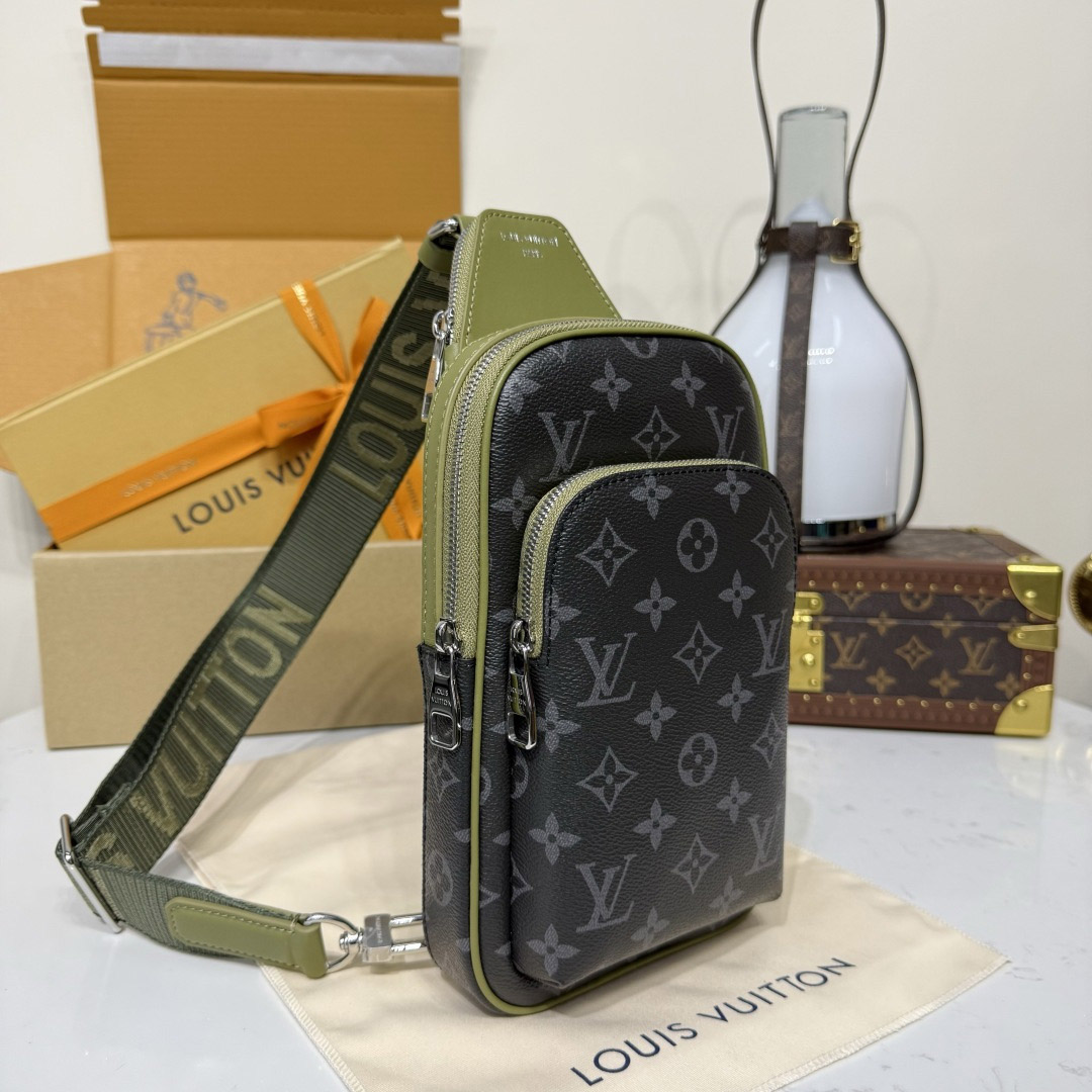 Louis VuittonAvenue Slingbag PM M28735 - DesignerGu