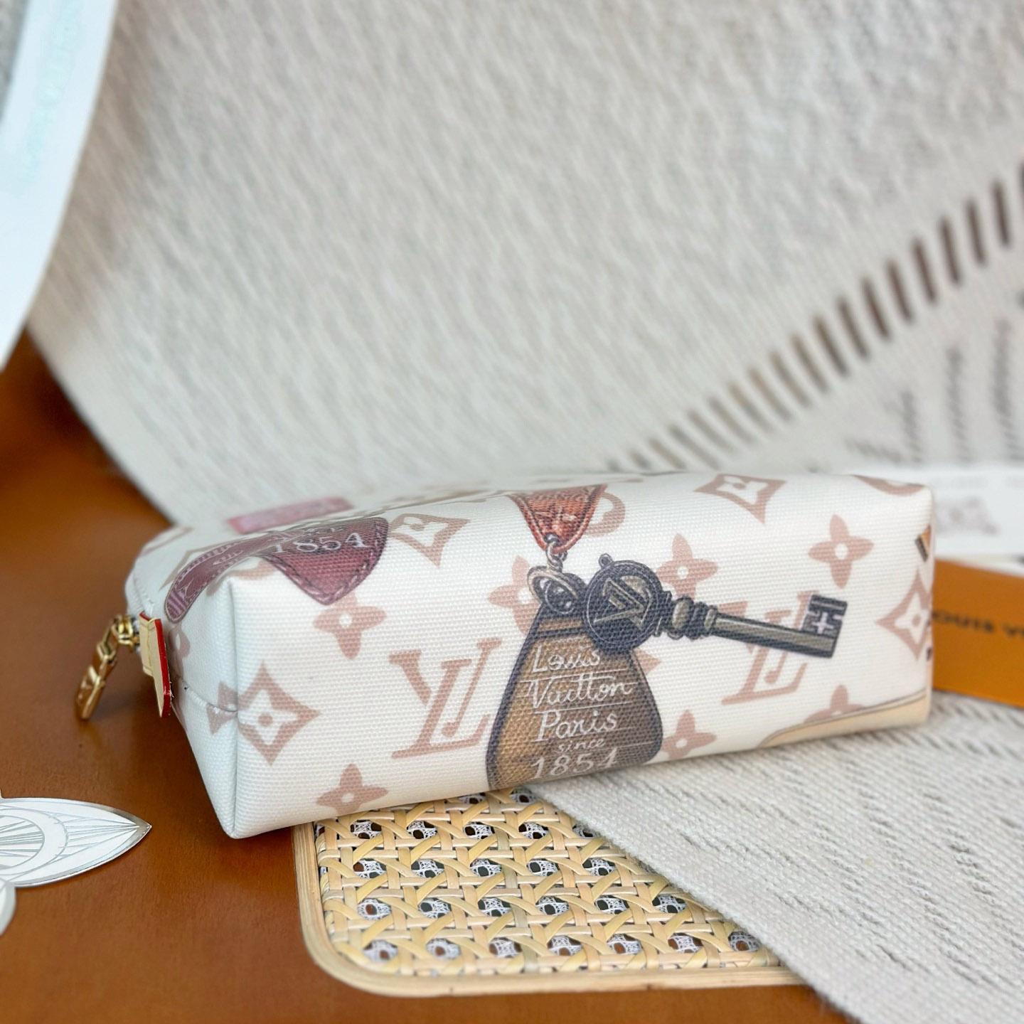 Louis Vuitton Pochette Cosmétique PM M28956 - DesignerGu