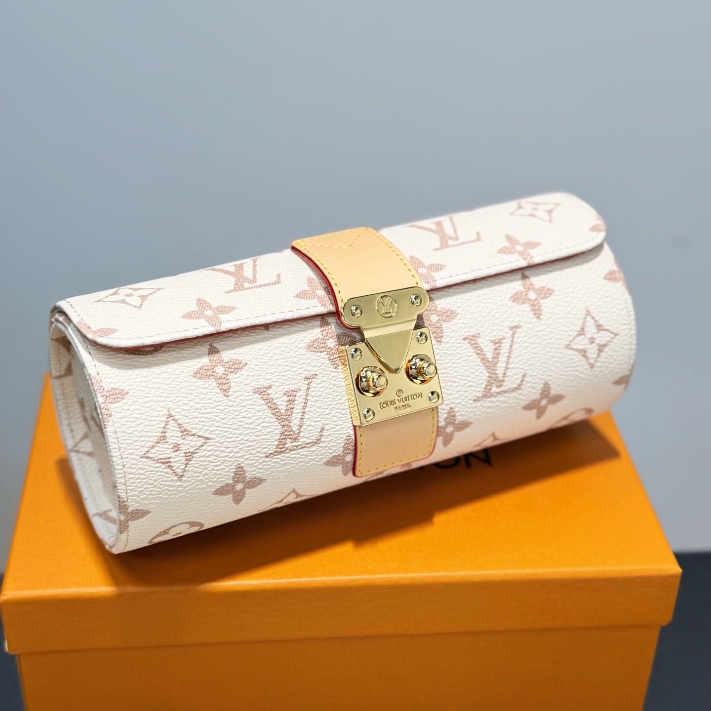 Louis Vuitton Jewelry Case - DesignerGu