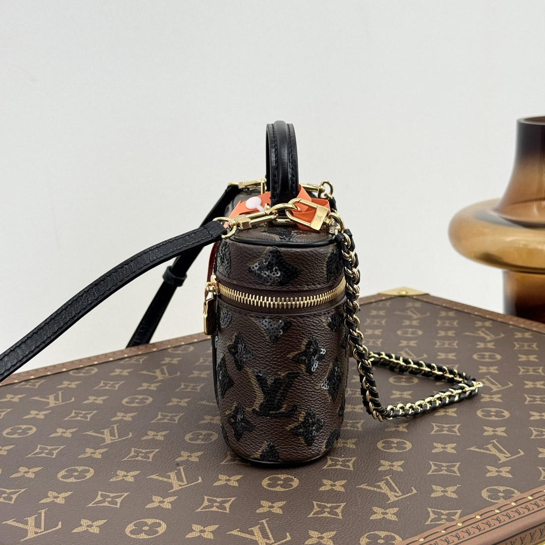 Louis Vuitton Vanity Chain Pouch M27049 - DesignerGu