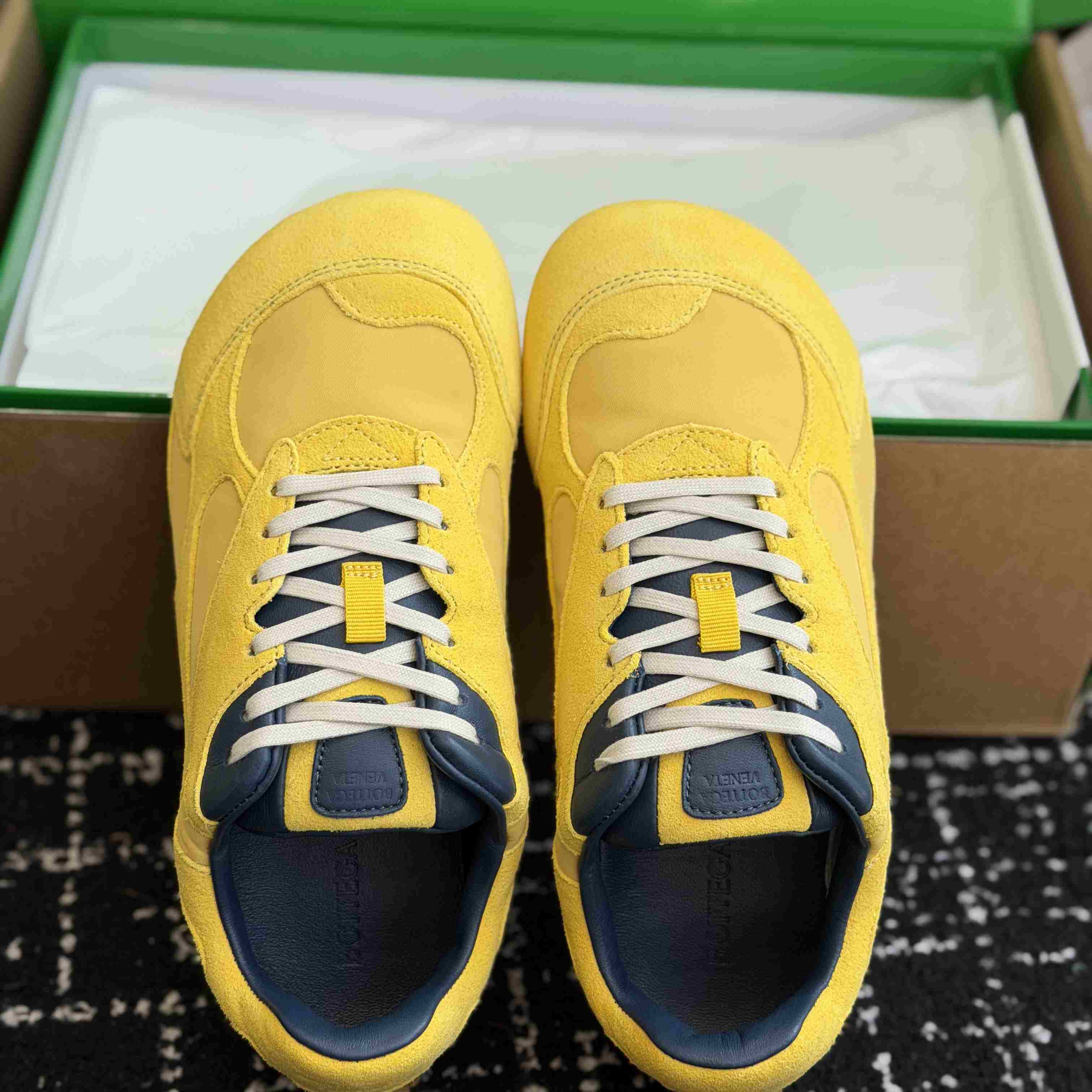 Bottega Veneta Orbit Flash Sneaker - DesignerGu