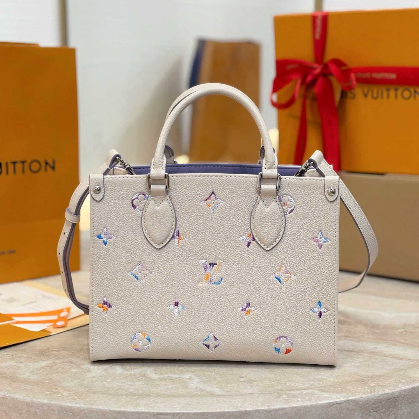 Louis Vuitton OnTheGo PM M29976 - DesignerGu