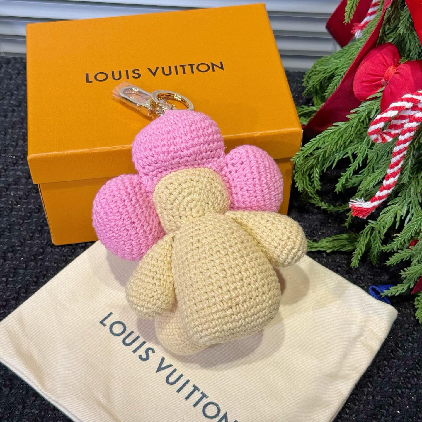 Louis Vuitton Vivienne Crochet Bag Charm M03963 - DesignerGu