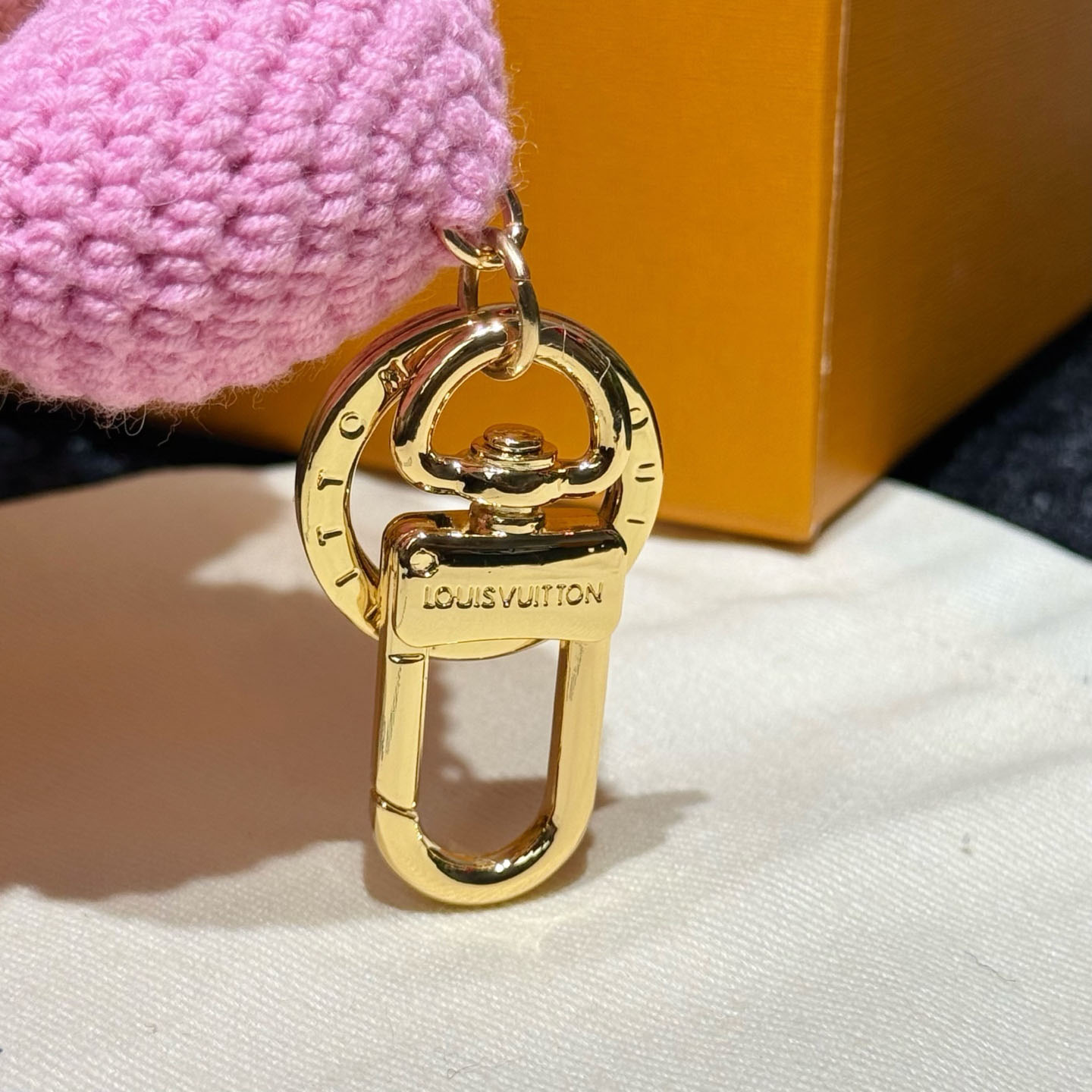 Louis Vuitton Vivienne Crochet Bag Charm M03963 - DesignerGu