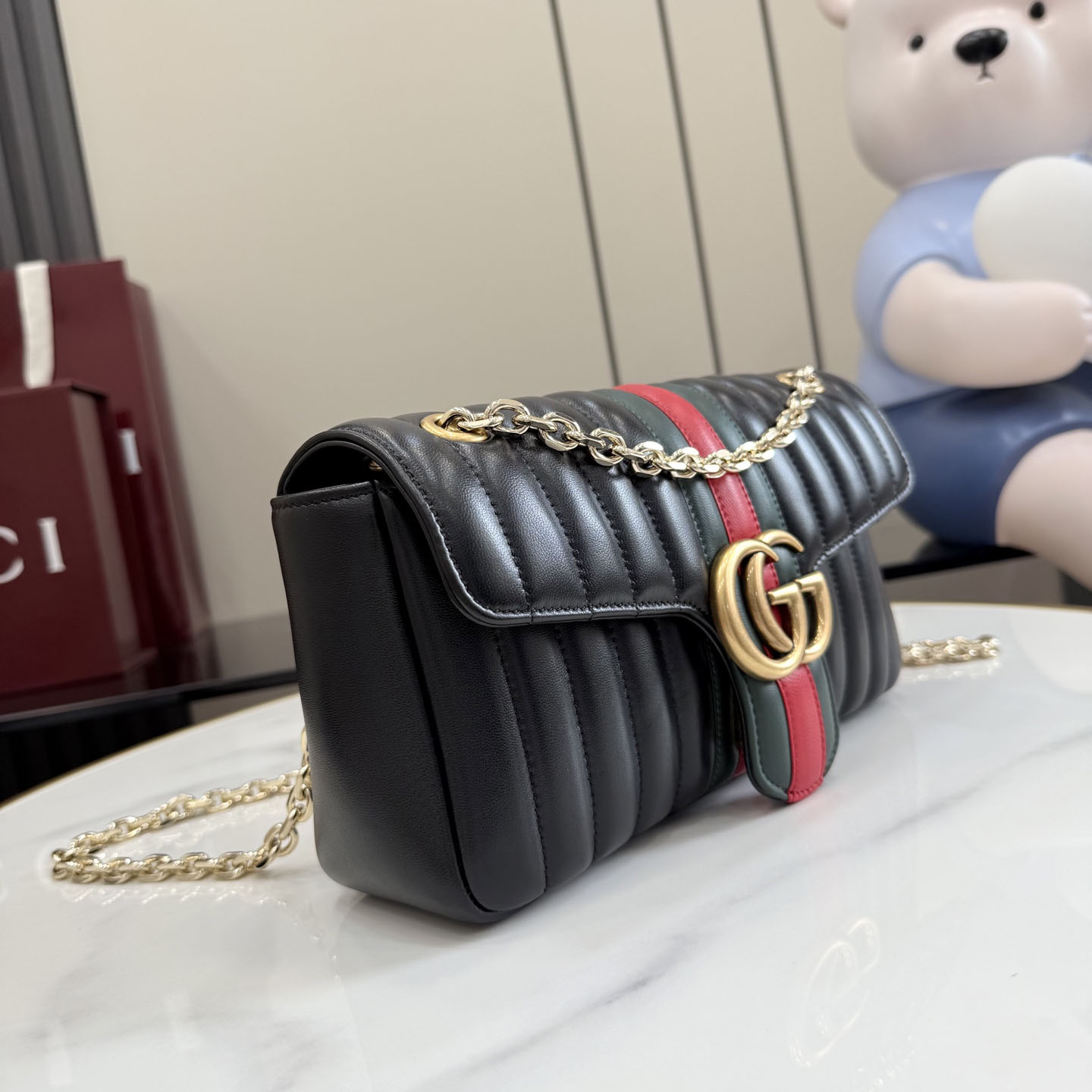 Gucci Jetset GG Marmont Medium Shoulder Bag A005XW - DesignerGu