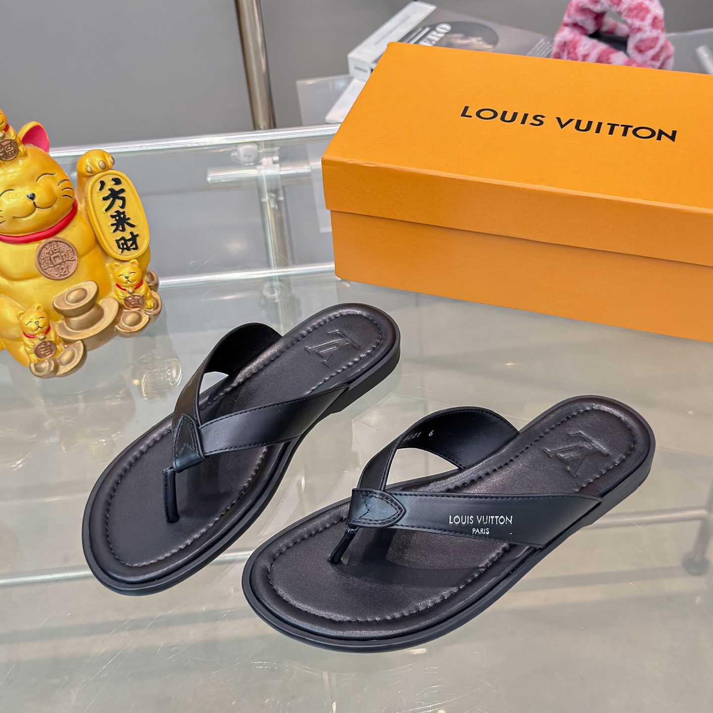Louis Vuitton LV Sunset Thong - DesignerGu