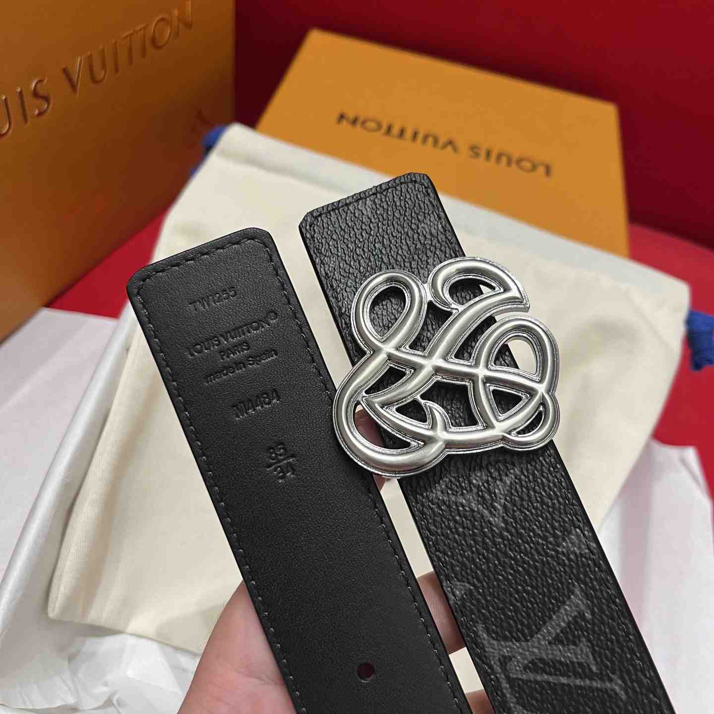 Louis Vuitton 35mm Belt - DesignerGu