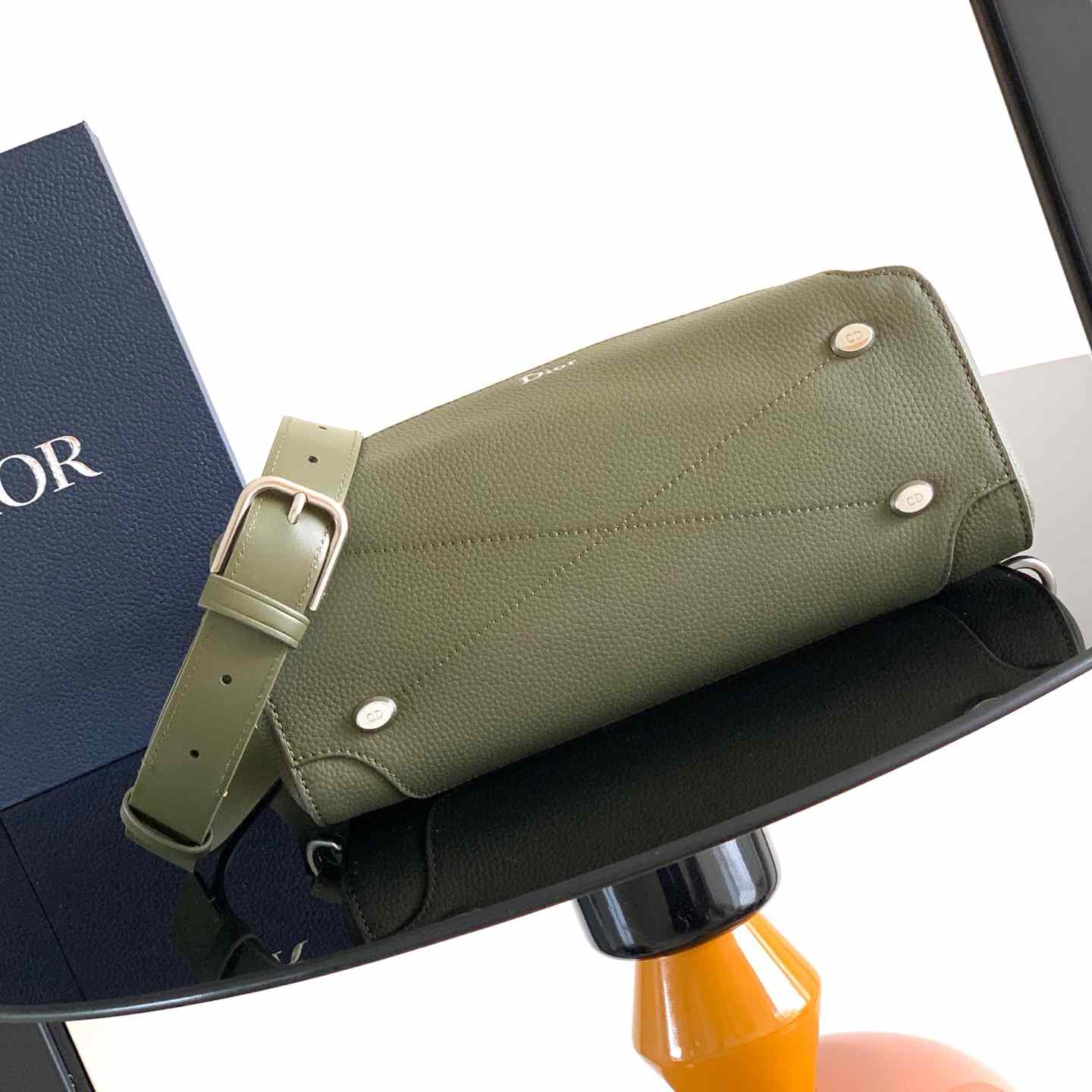 Dior Archie Zipped Bag With Strap - DesignerGu