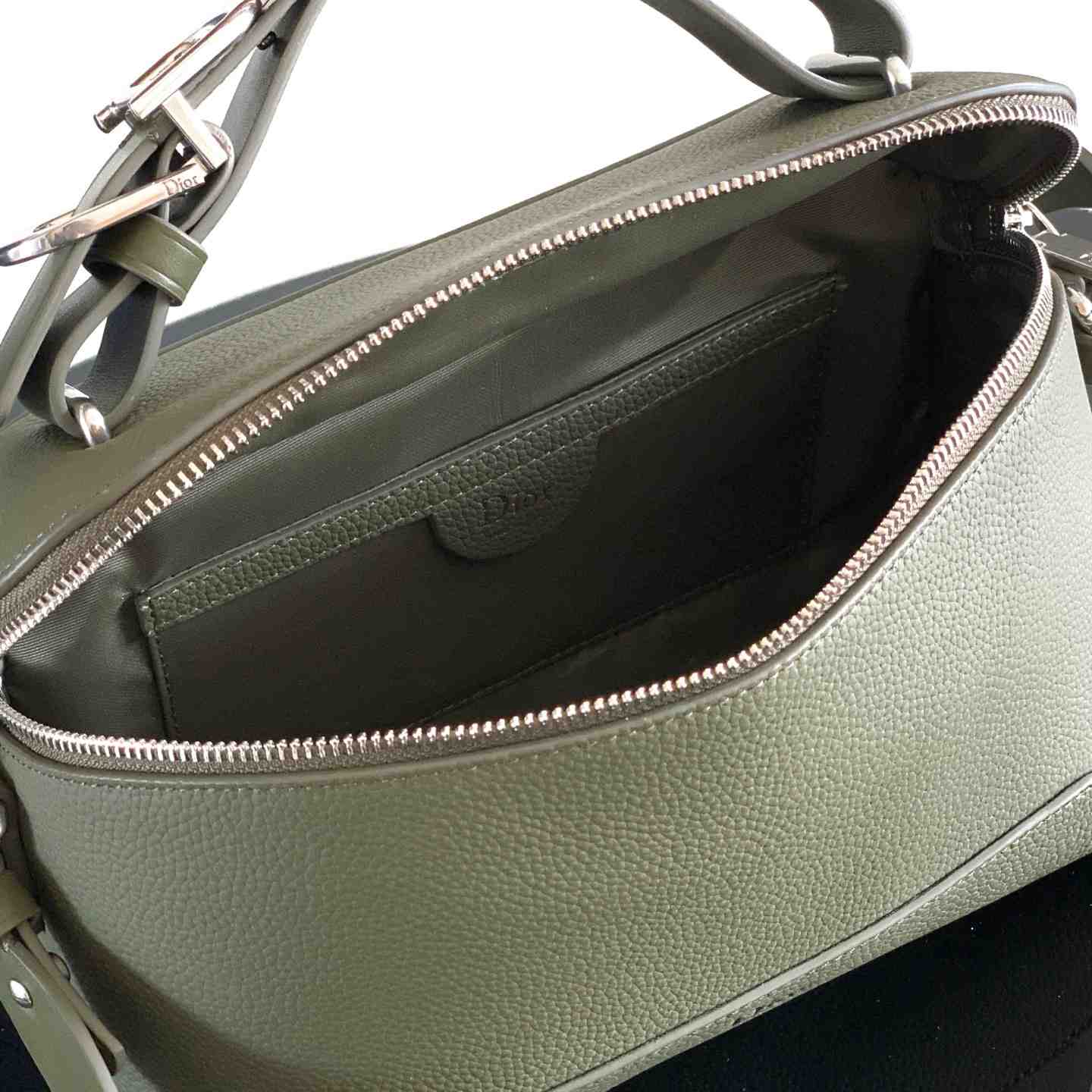 Dior Archie Zipped Bag With Strap - DesignerGu