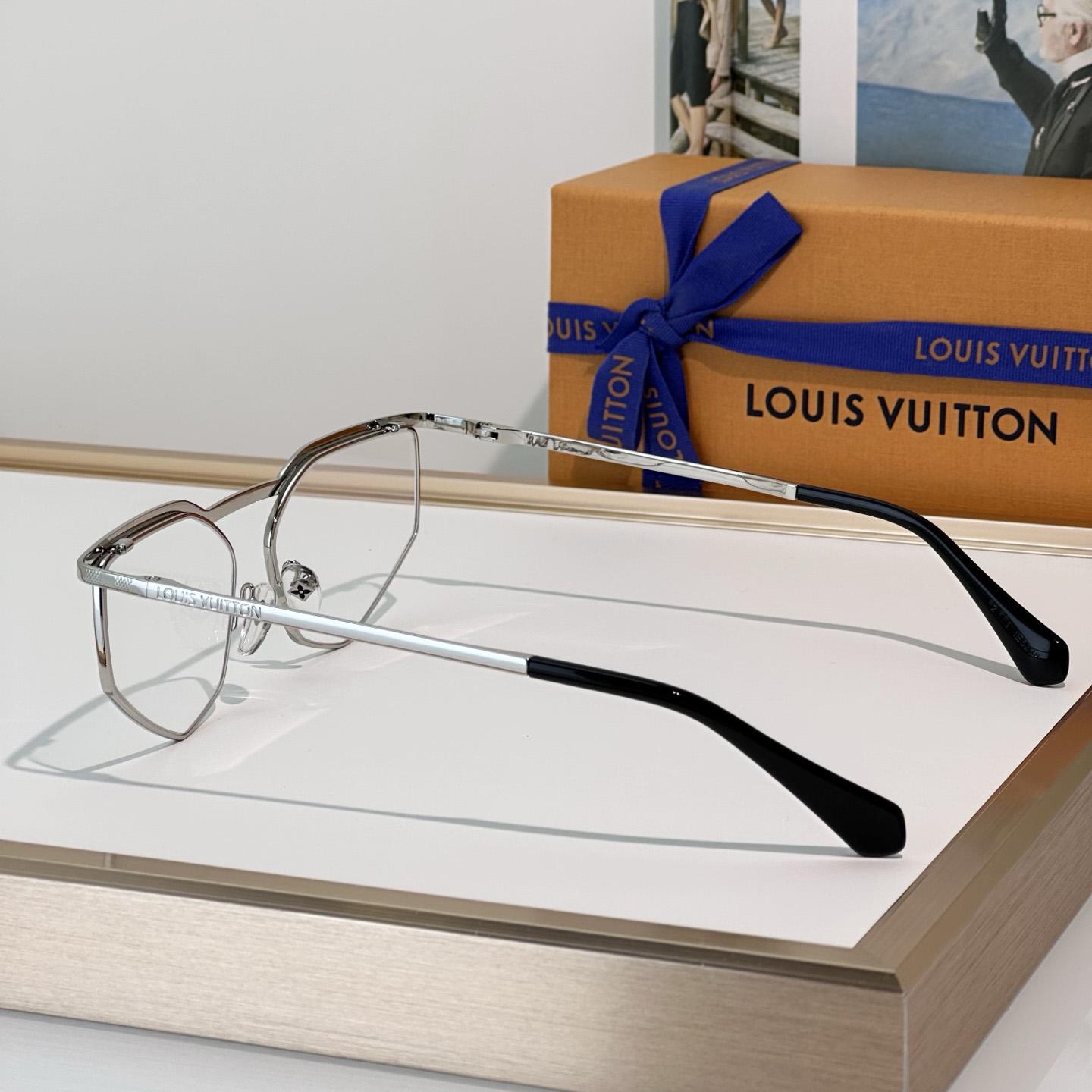 Louis Vuitton Z2786U Sunglasses   - DesignerGu
