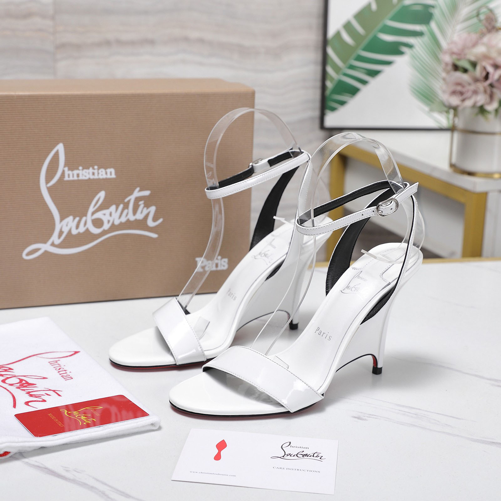 Christian Louboutin Zeezeenella Wedge Sandals - DesignerGu