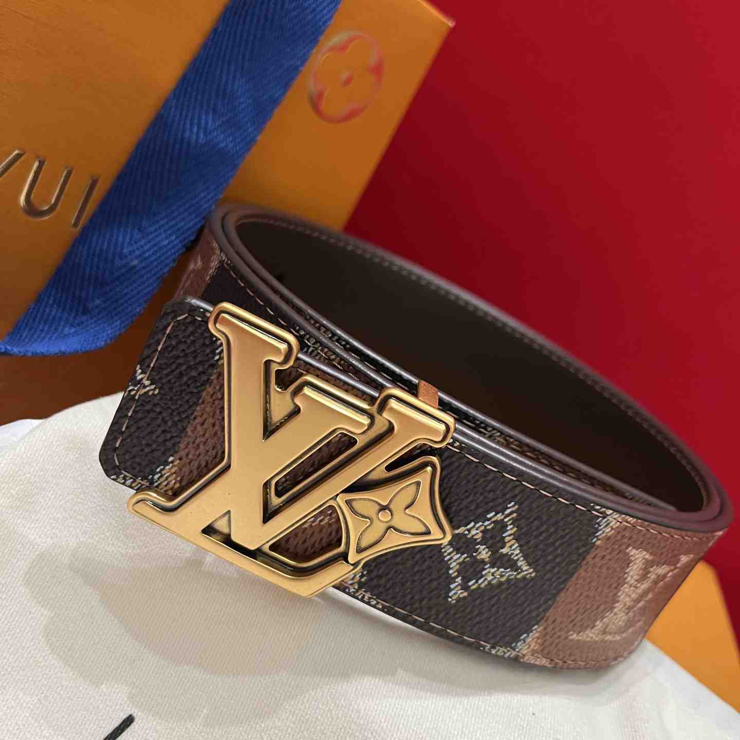 Louis Vuitton 40mm Reversible Belt - DesignerGu