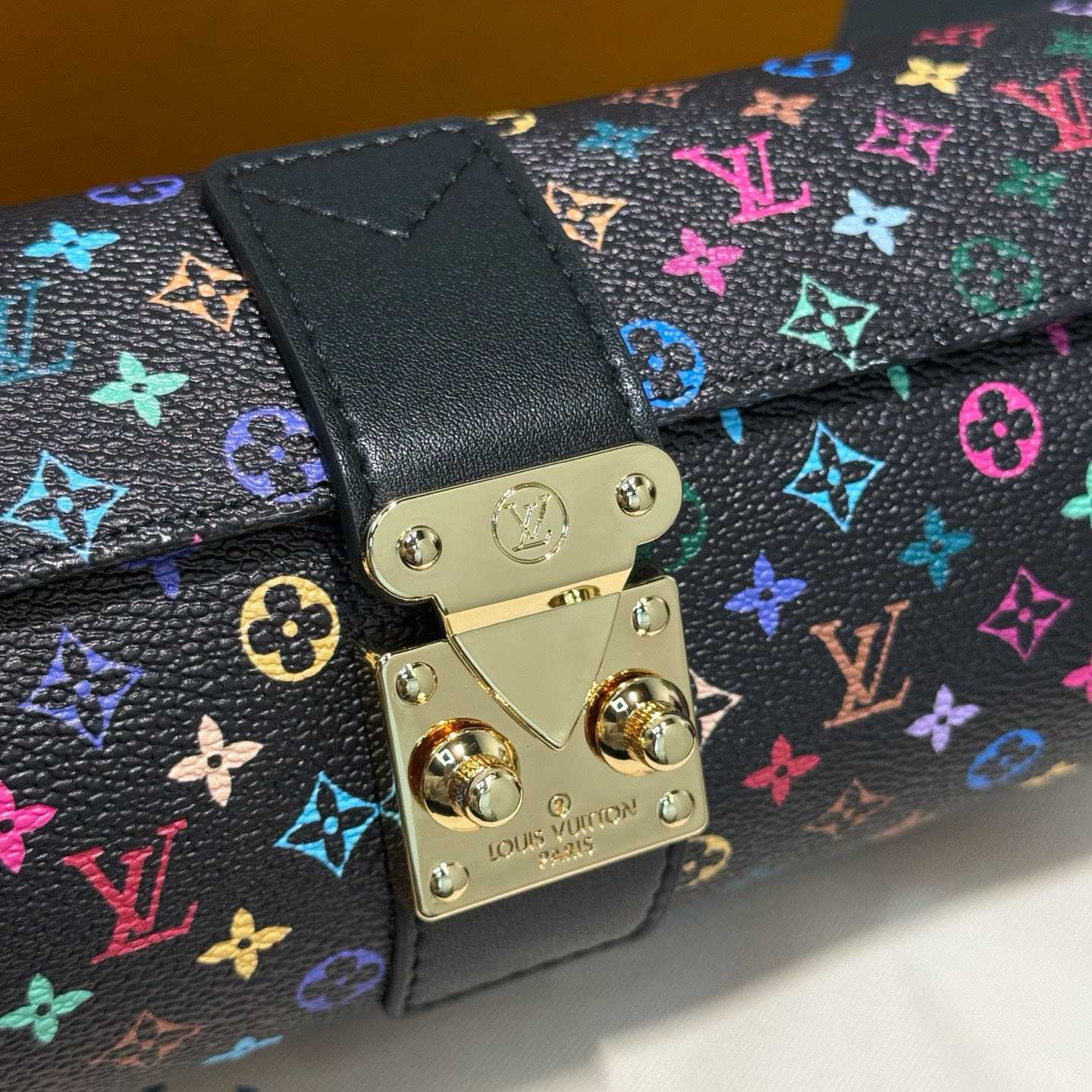 Louis Vuitton Jewelry Case - DesignerGu