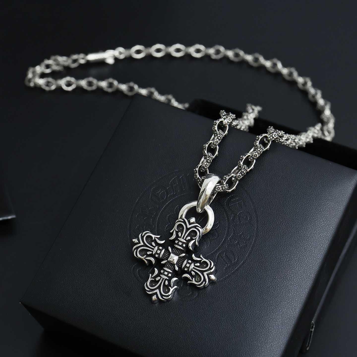 Chrome Heart Necklace   - DesignerGu