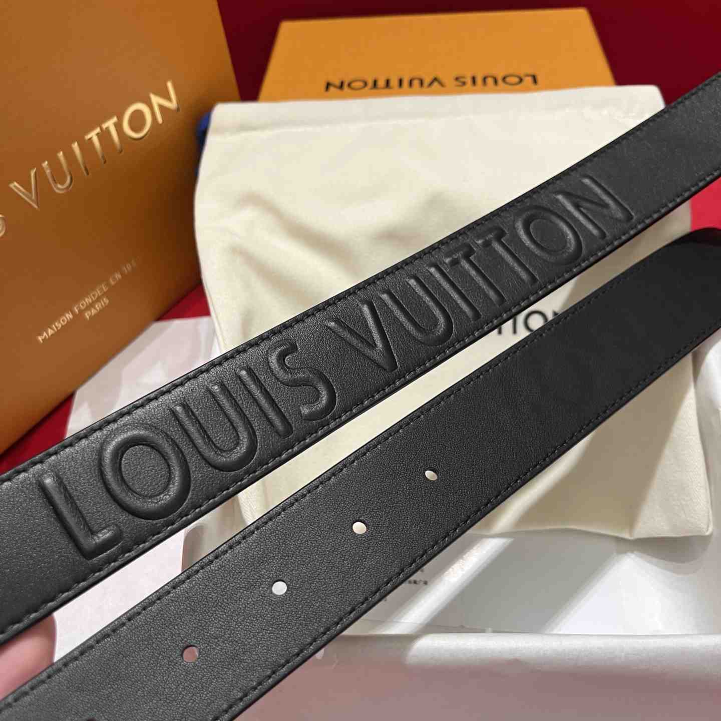 Louis Vuitton 35mm Belt - DesignerGu
